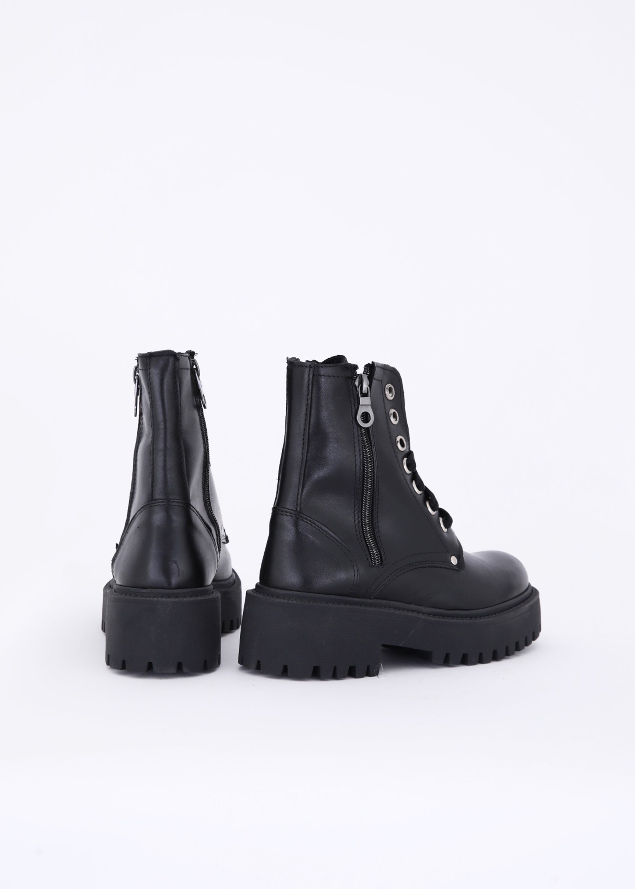 Anfibio lace-up in pelle con suola carrarmato - FW23