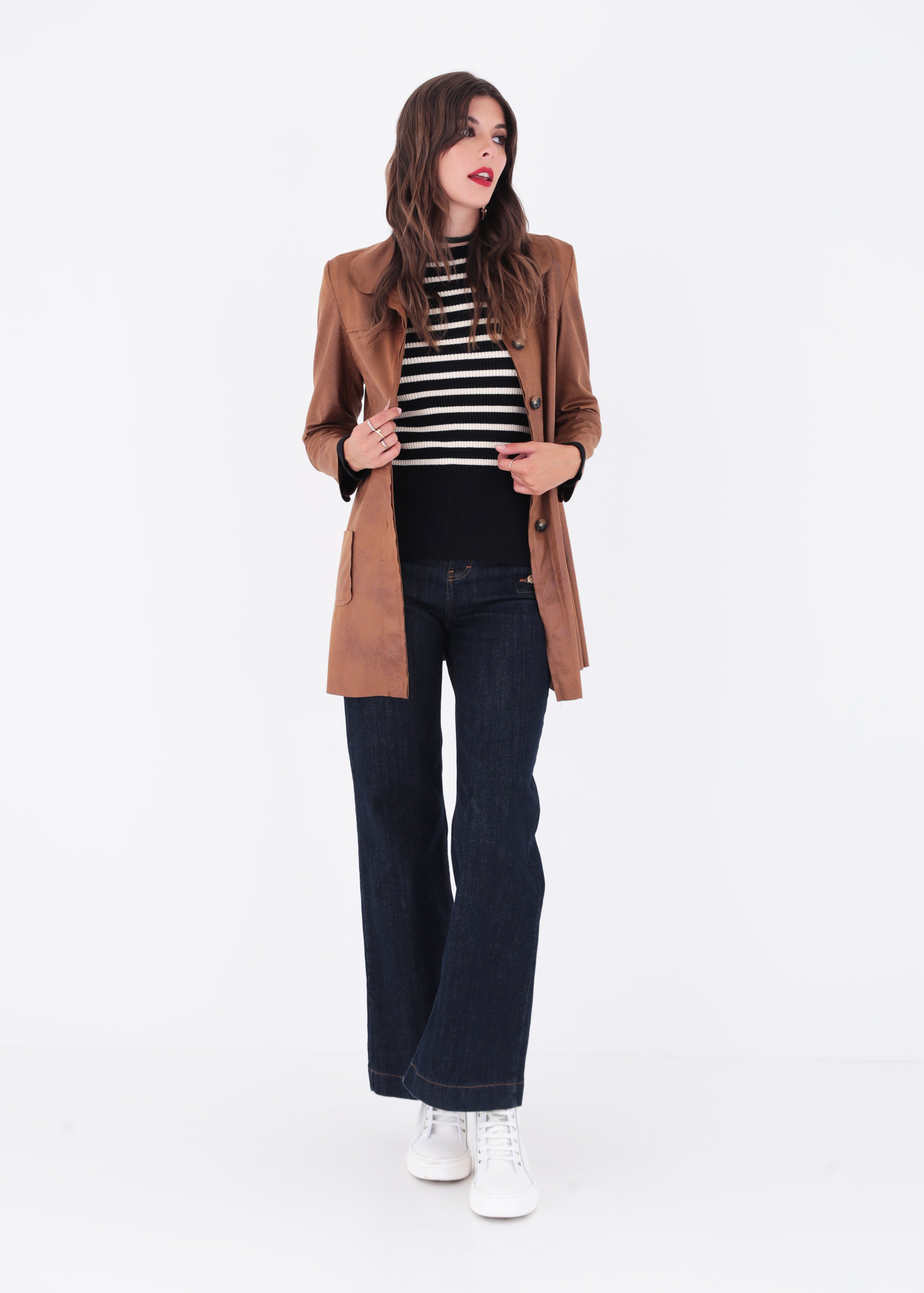 Giacca lunga in ecopelle vintage con bottoni - FW23