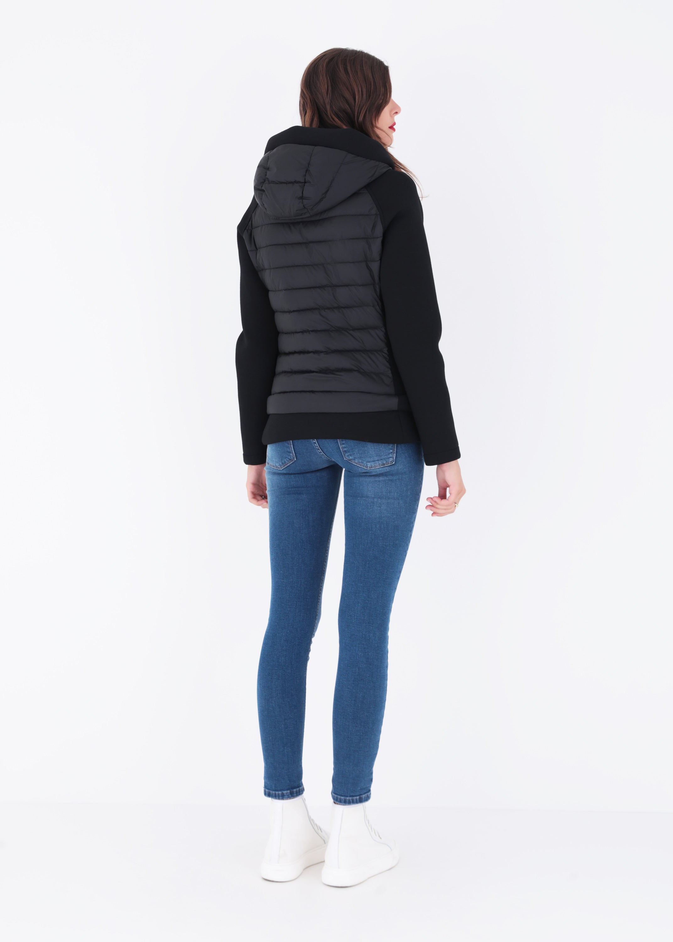 Piumino corto con maniche e inserti in neoprene - FW23