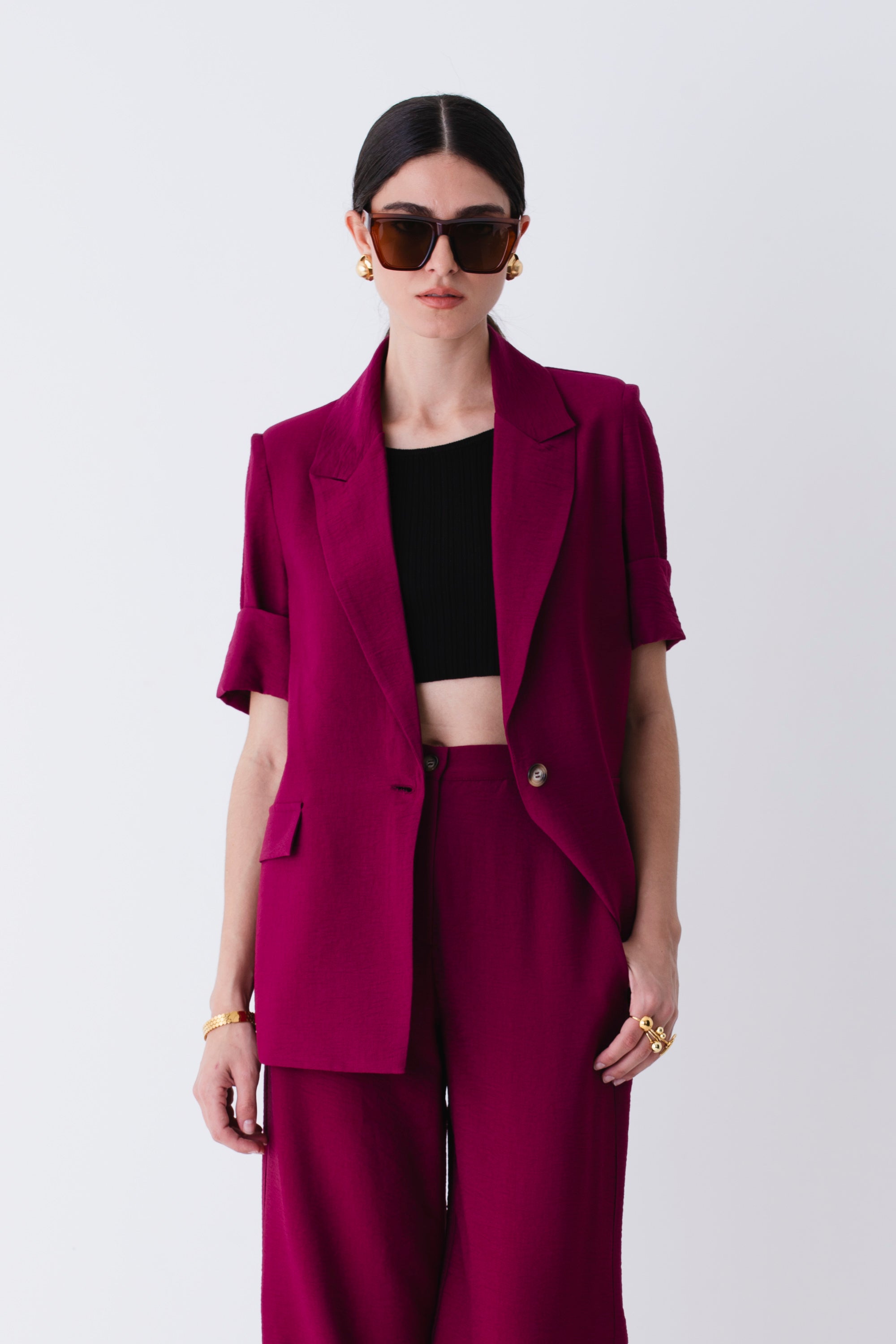 Blazer ad un petto con maniche corte in viscosa effetto mosso - PE25