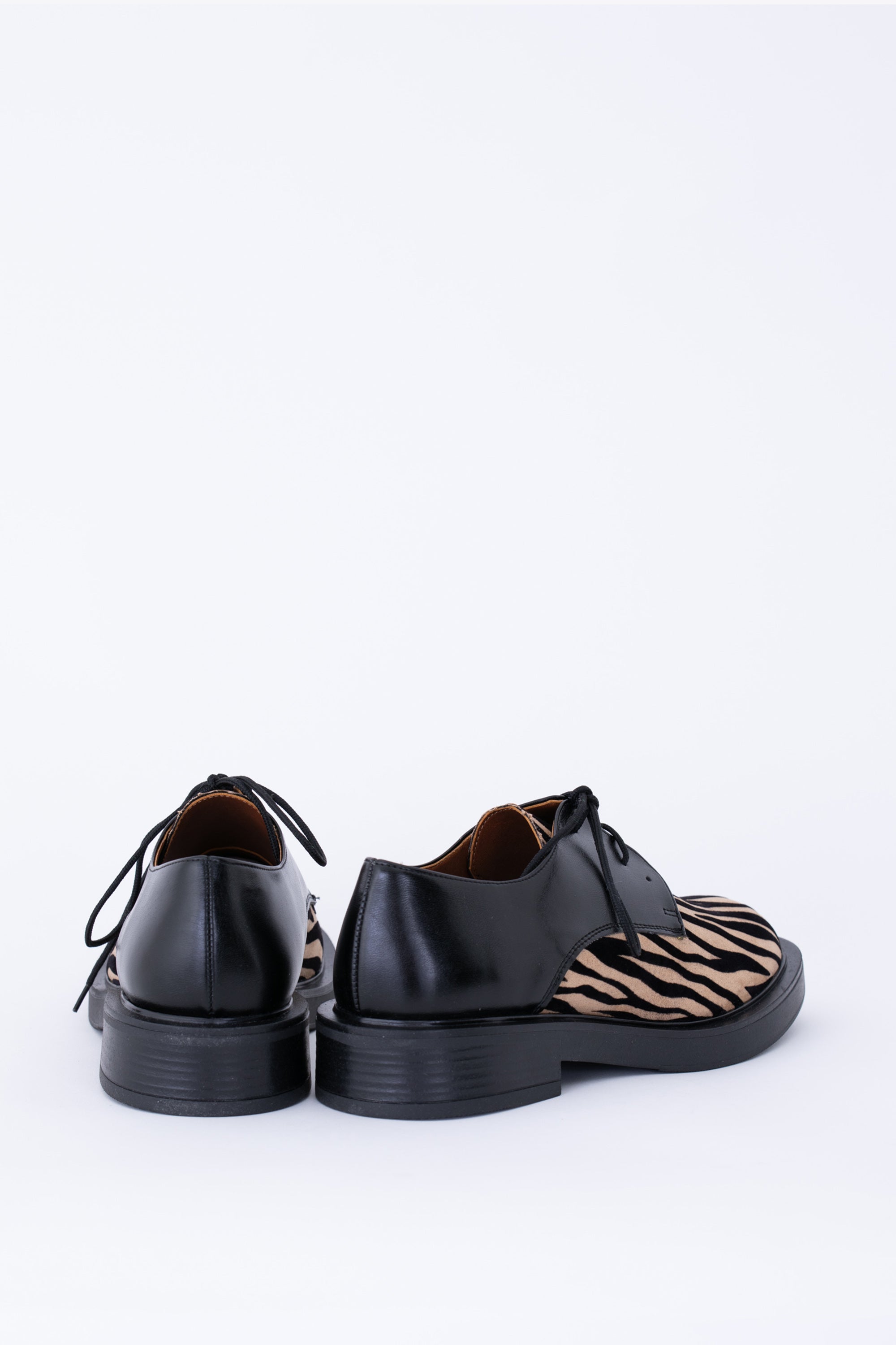 Mocassino stringato fantasia zebrata - FW25