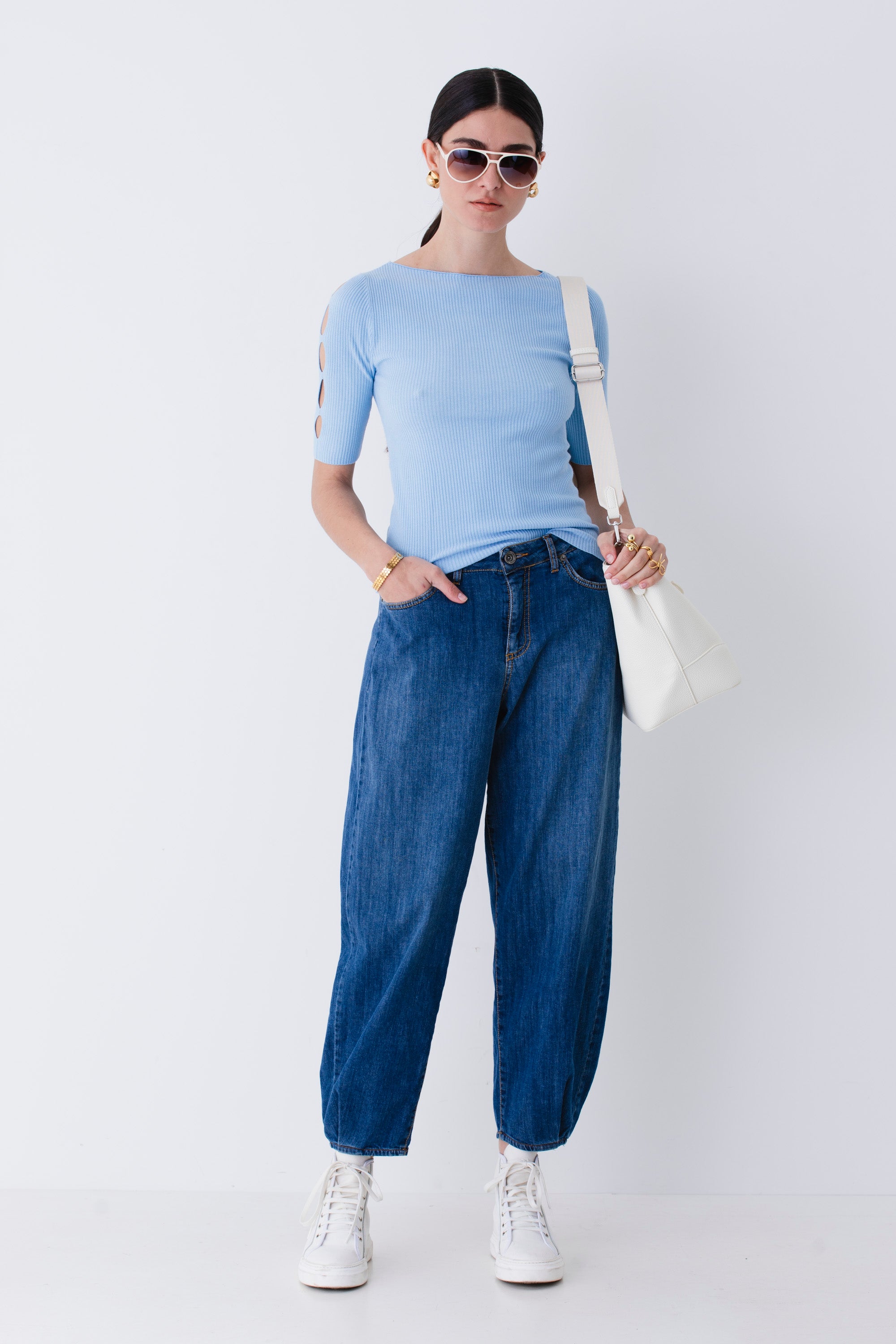 Maglia a costine con cut-out - PE25