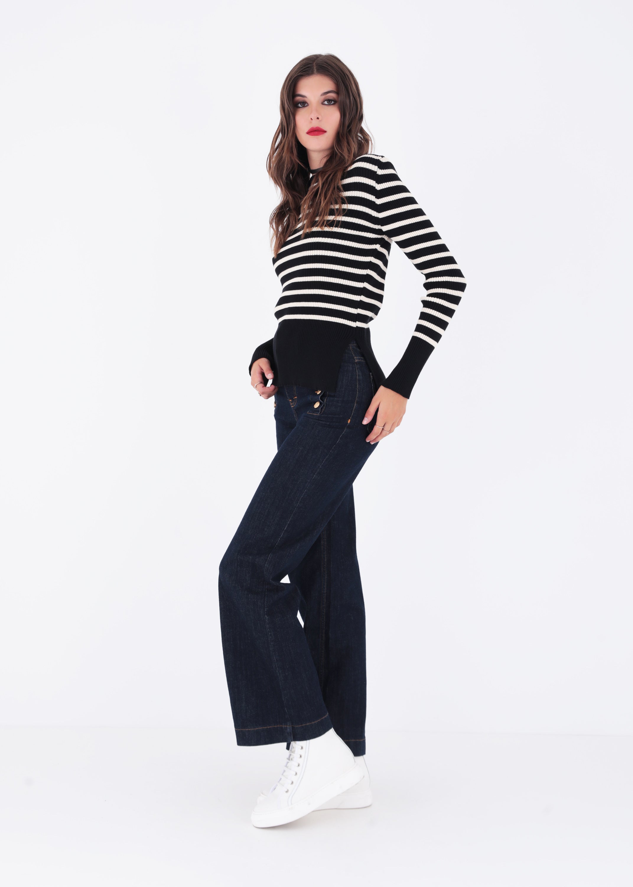 Maglia a costine con righe orizzontali - FW23