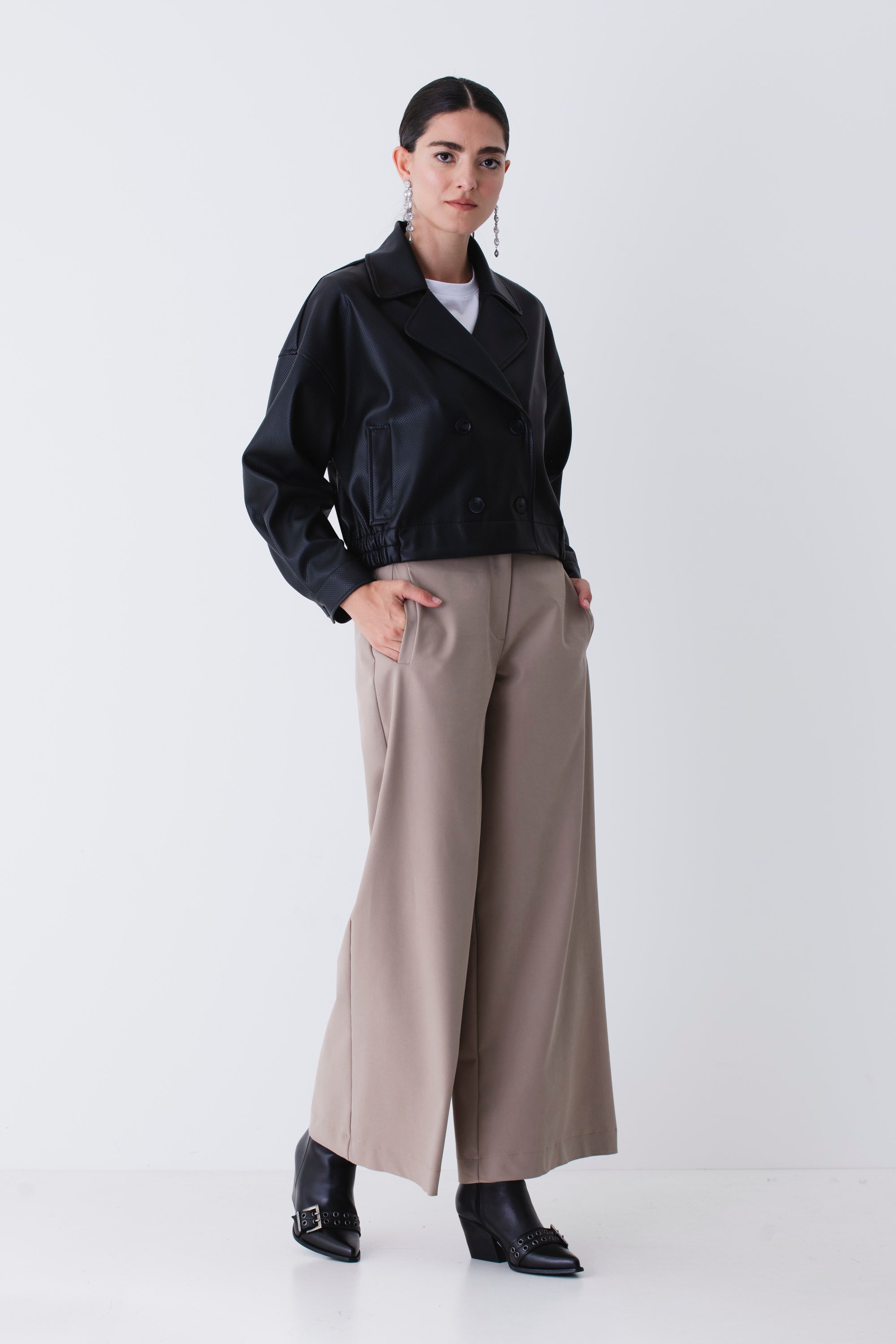 Giacca doppio petto in similpelle traforata - FW26