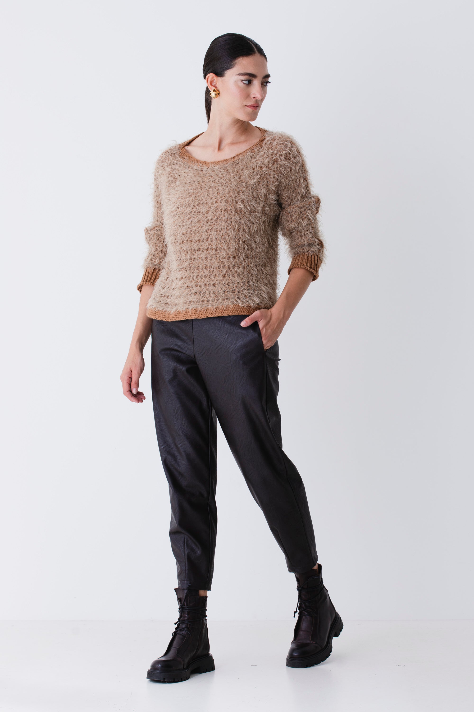 Pantalone carrot in similpelle - FW26