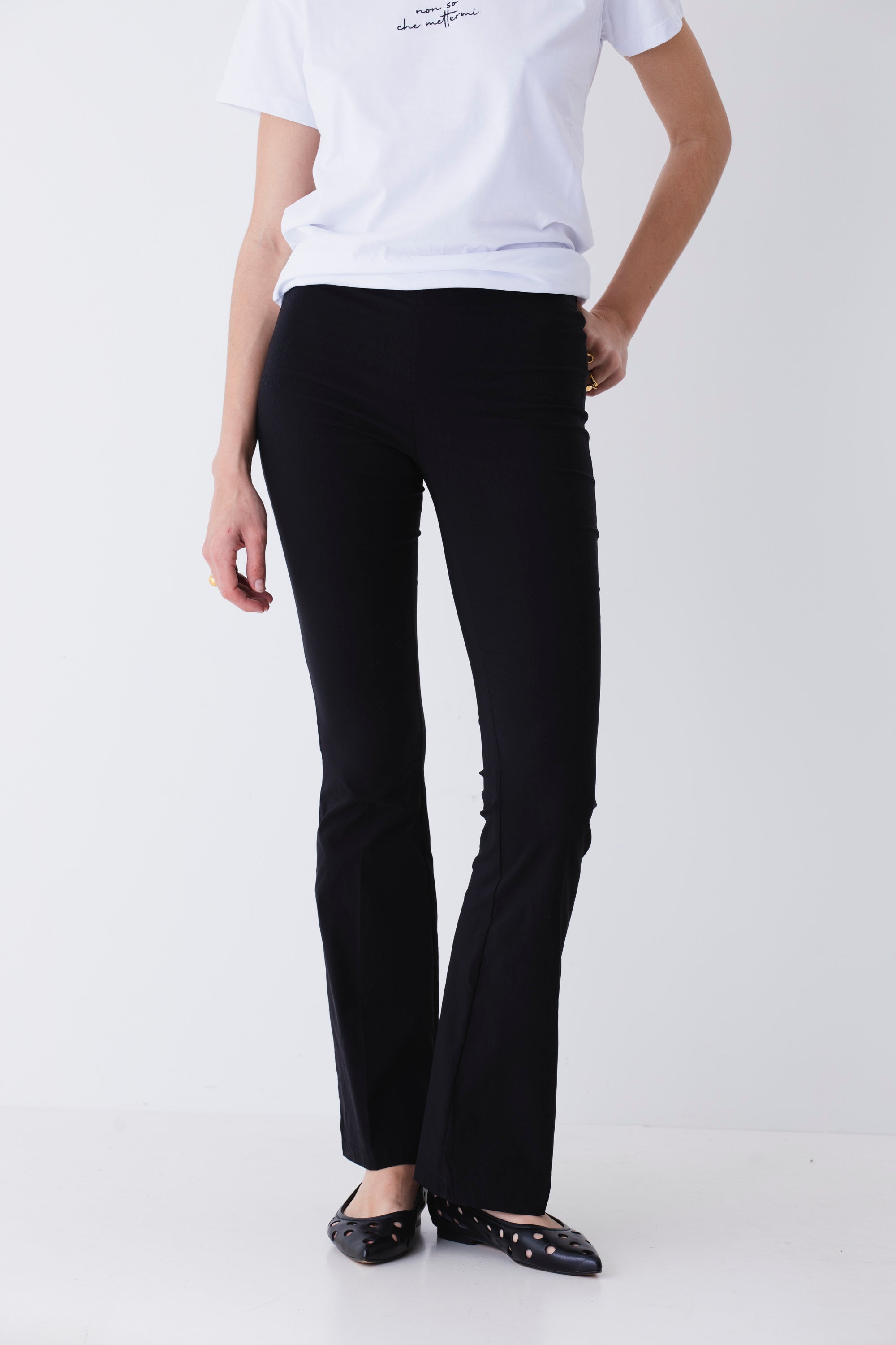 Pantaloni svasati in bengalina stretch - PE25