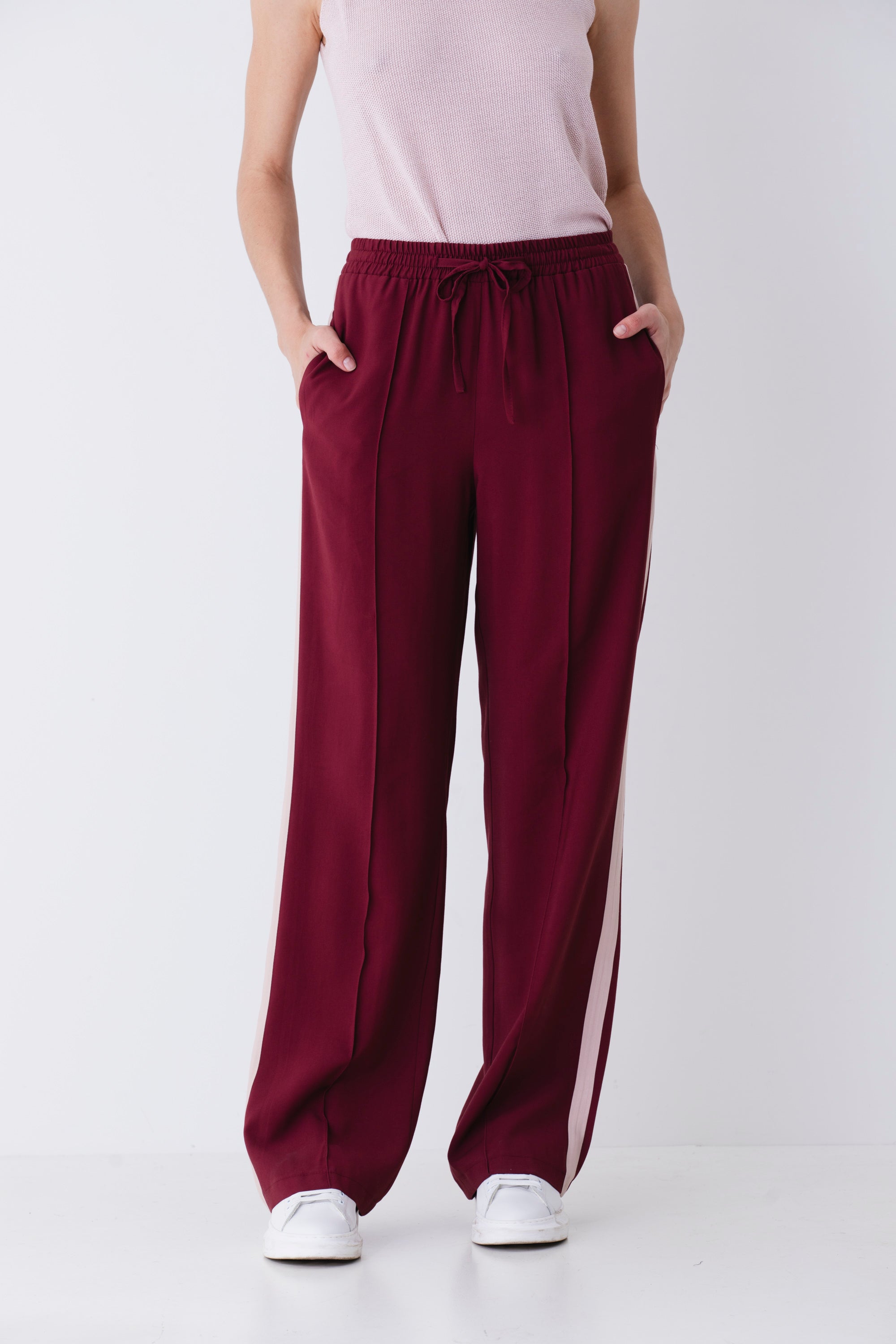 Pantalone palazzo in rayon con bande laterali - PE25