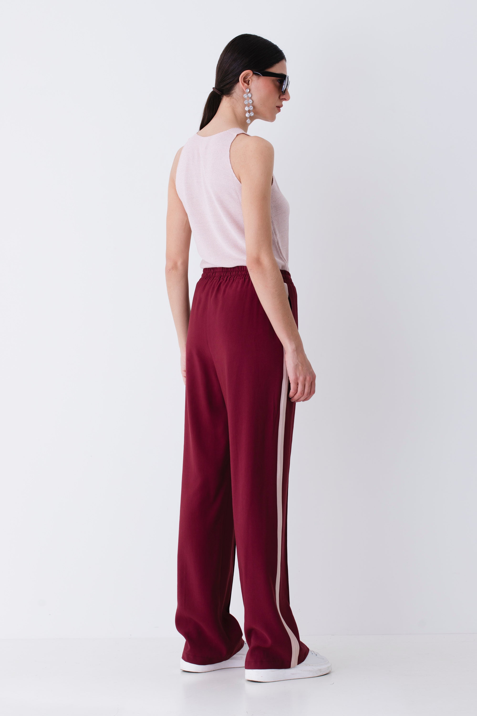 Pantalone palazzo in rayon con bande laterali - PE25