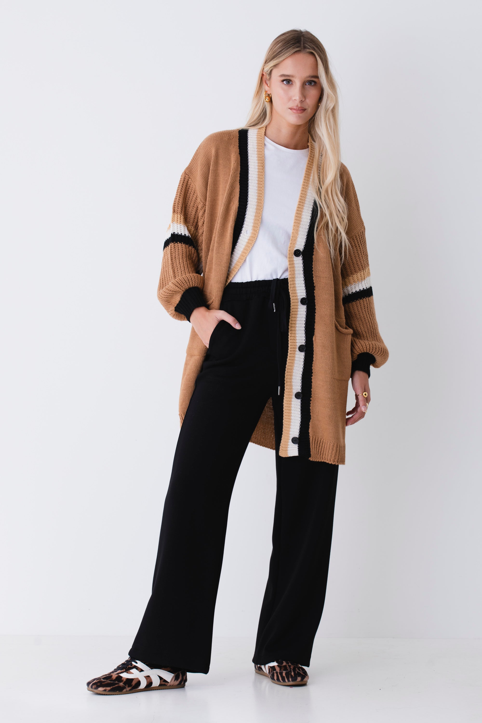 Cardigan lungo in maglia con profili a contrasto - FW26
