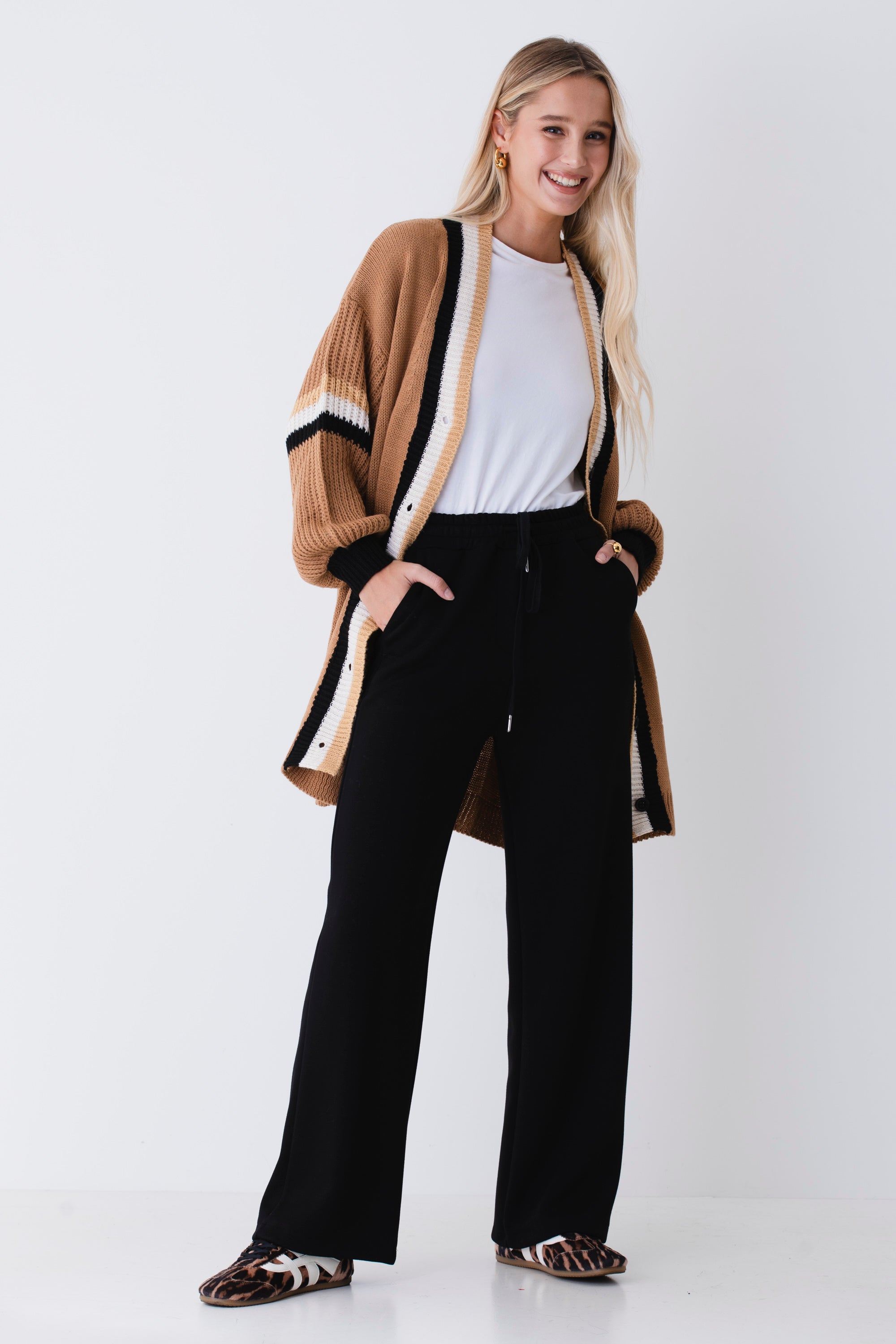 Cardigan lungo in maglia con profili a contrasto - FW26