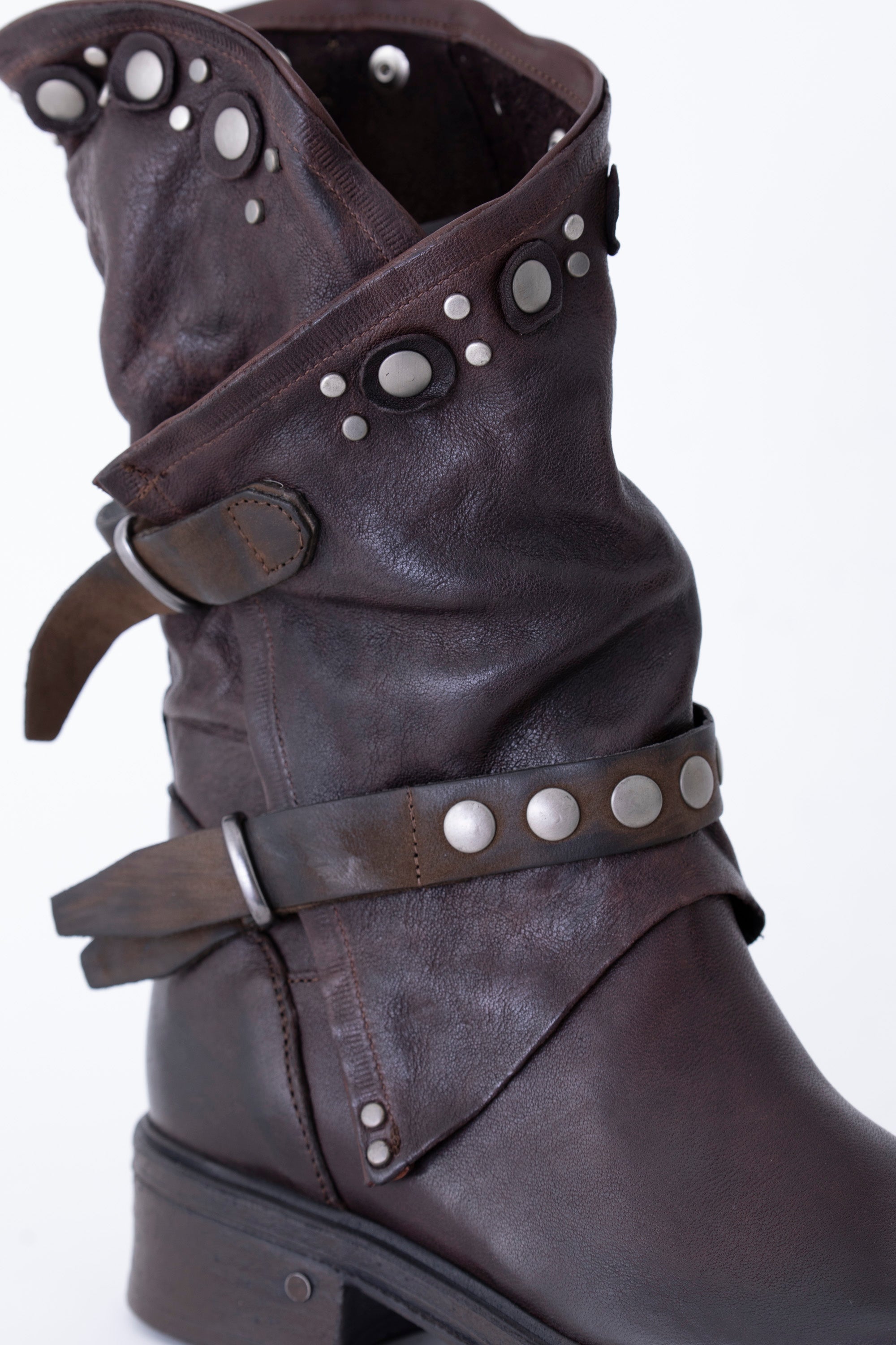Stivale pompiere in pelle con borchie applicate - FW26