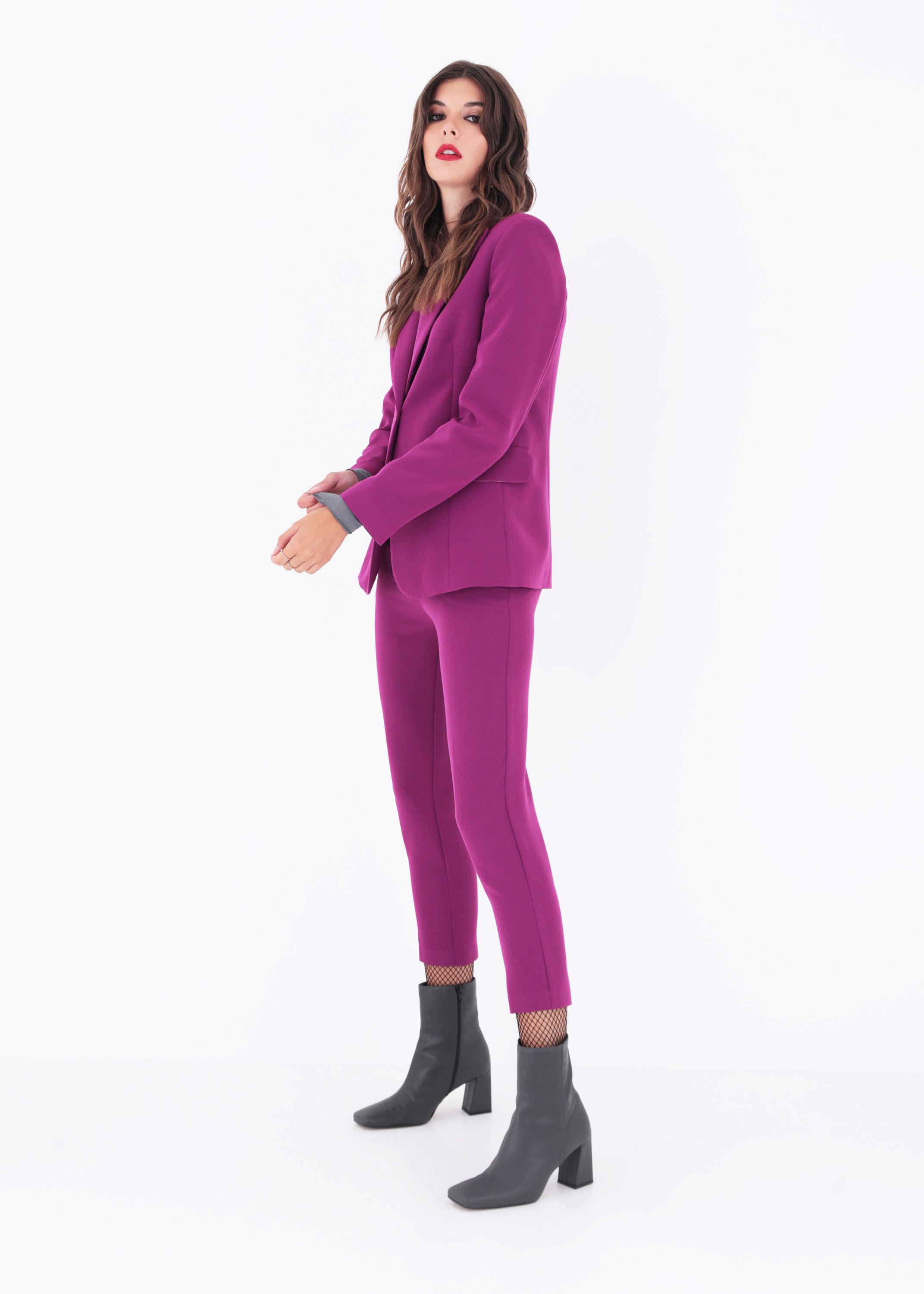 Completo ad un petto in tessuto tecnico elasticizzato - FW23