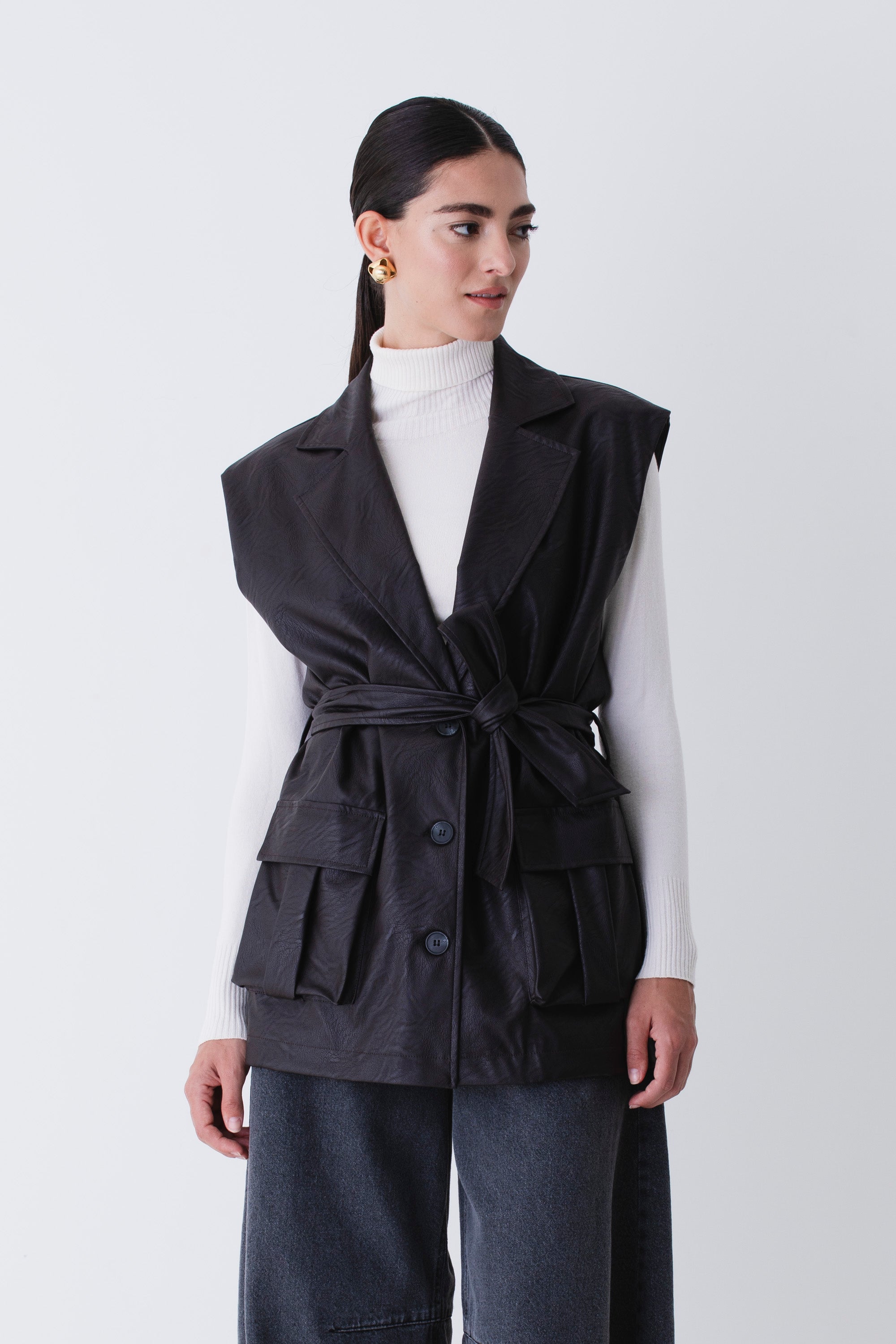 Gilet lungo ad un petto in similpelle - FW26