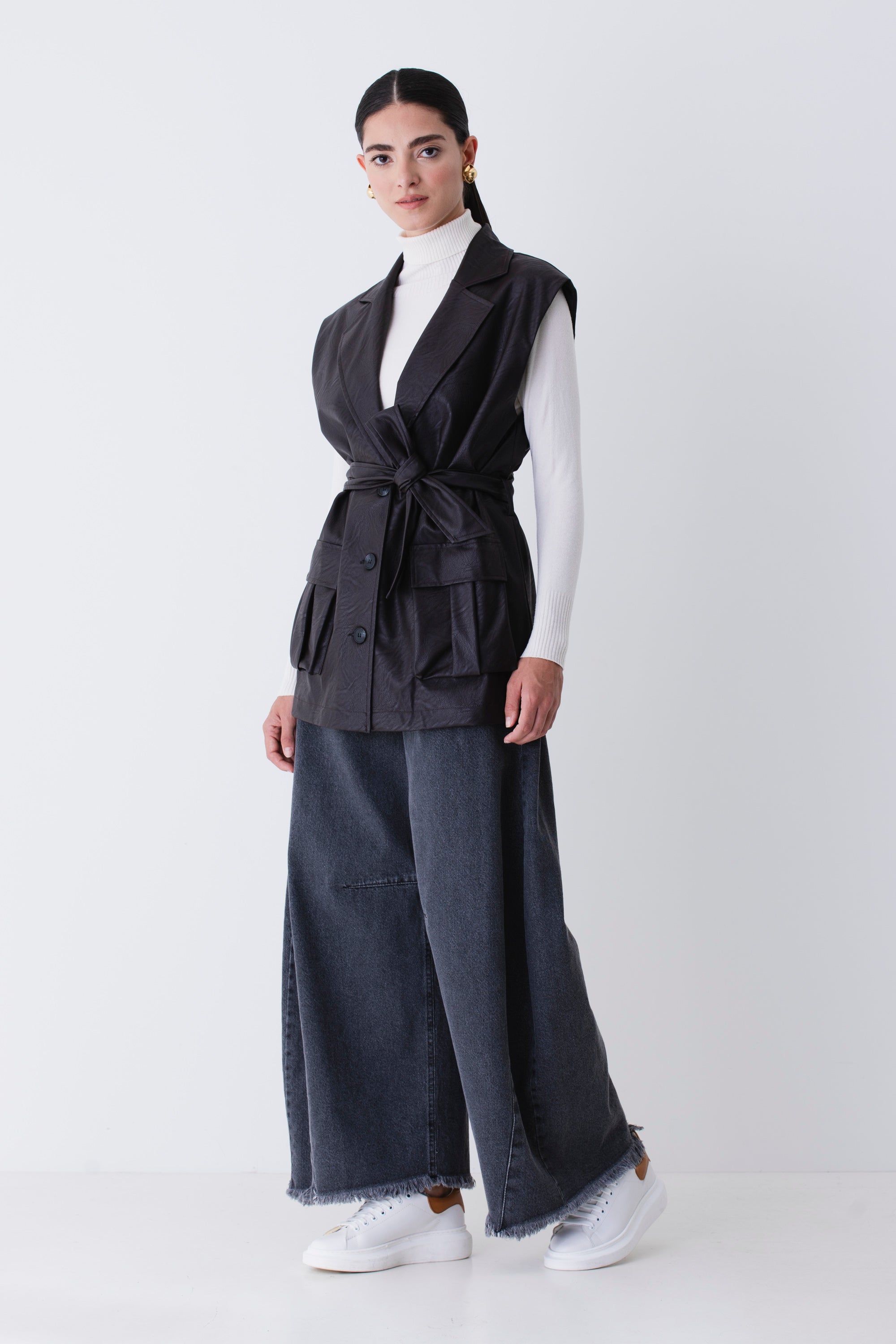 Gilet lungo ad un petto in similpelle - FW26