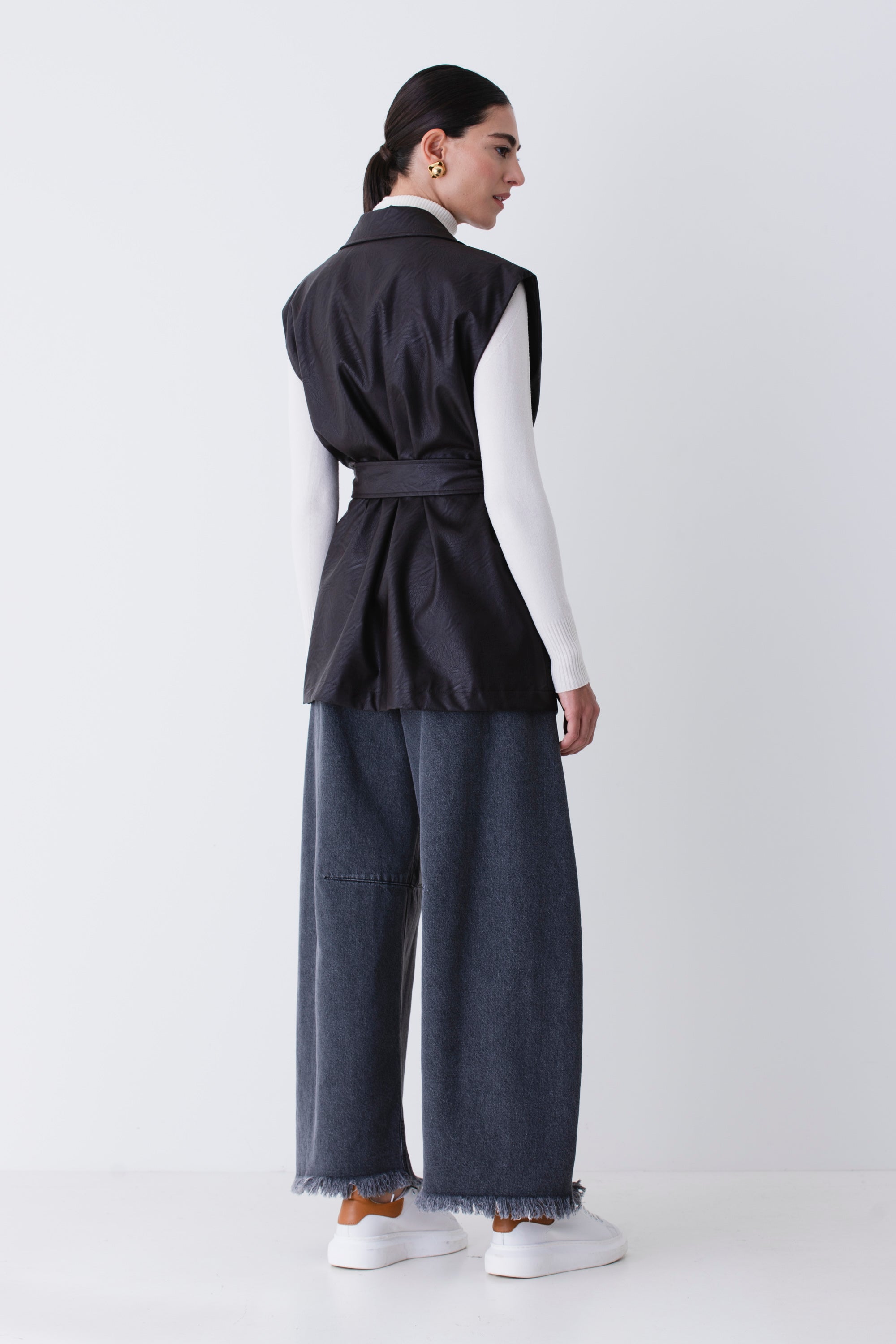 Gilet lungo ad un petto in similpelle - FW26