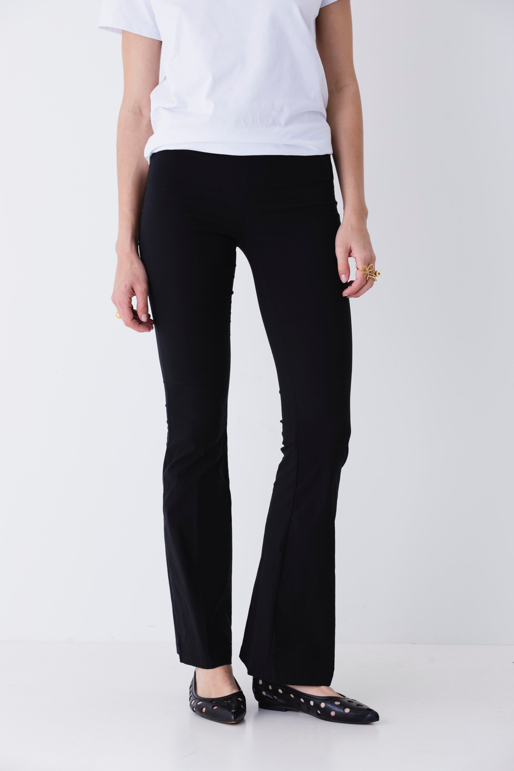 Pantaloni svasati in bengalina stretch - PE25