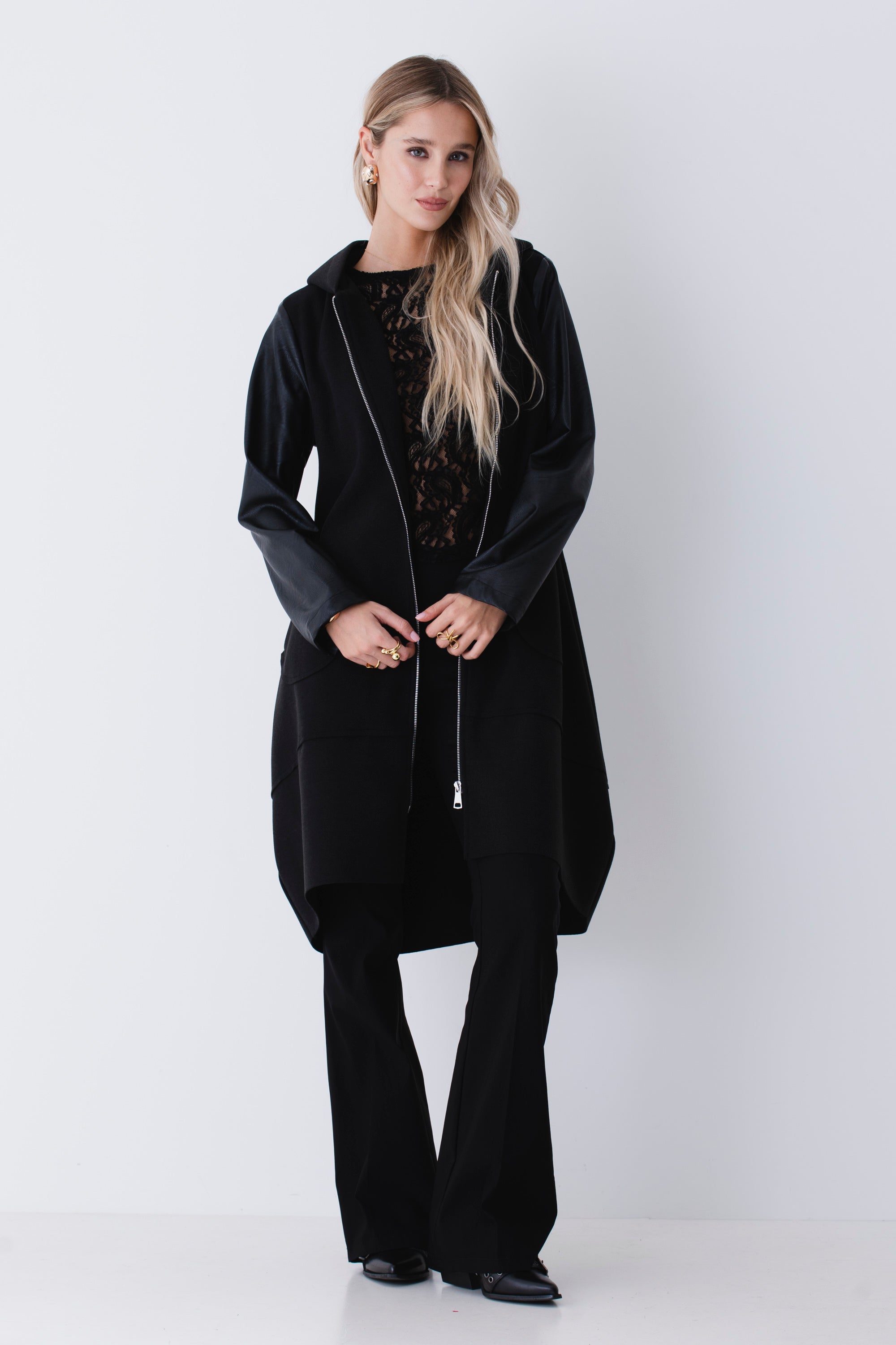 Cappotto a uovo con maniche in similpelle - FW26