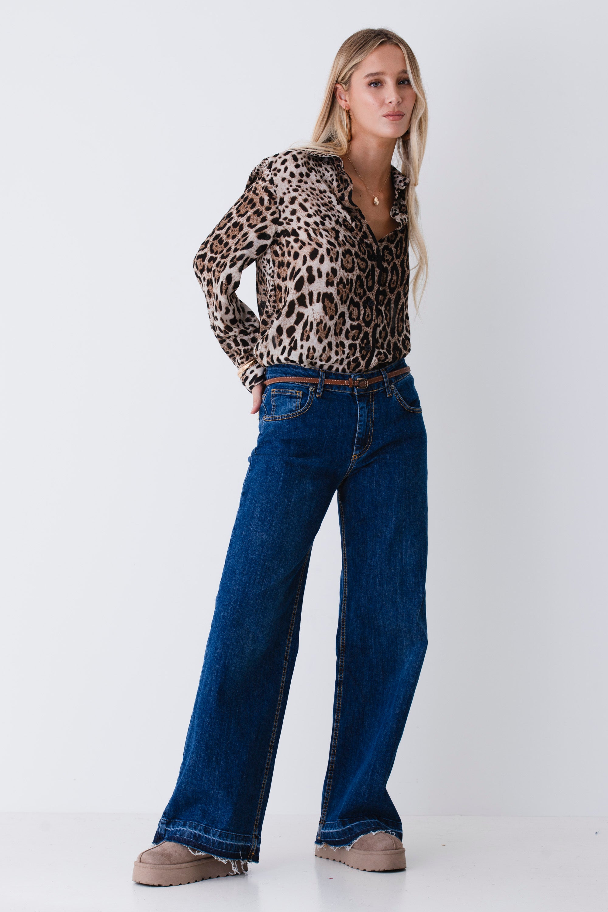 Jeans wide leg con orlo sfrangiato - FW26