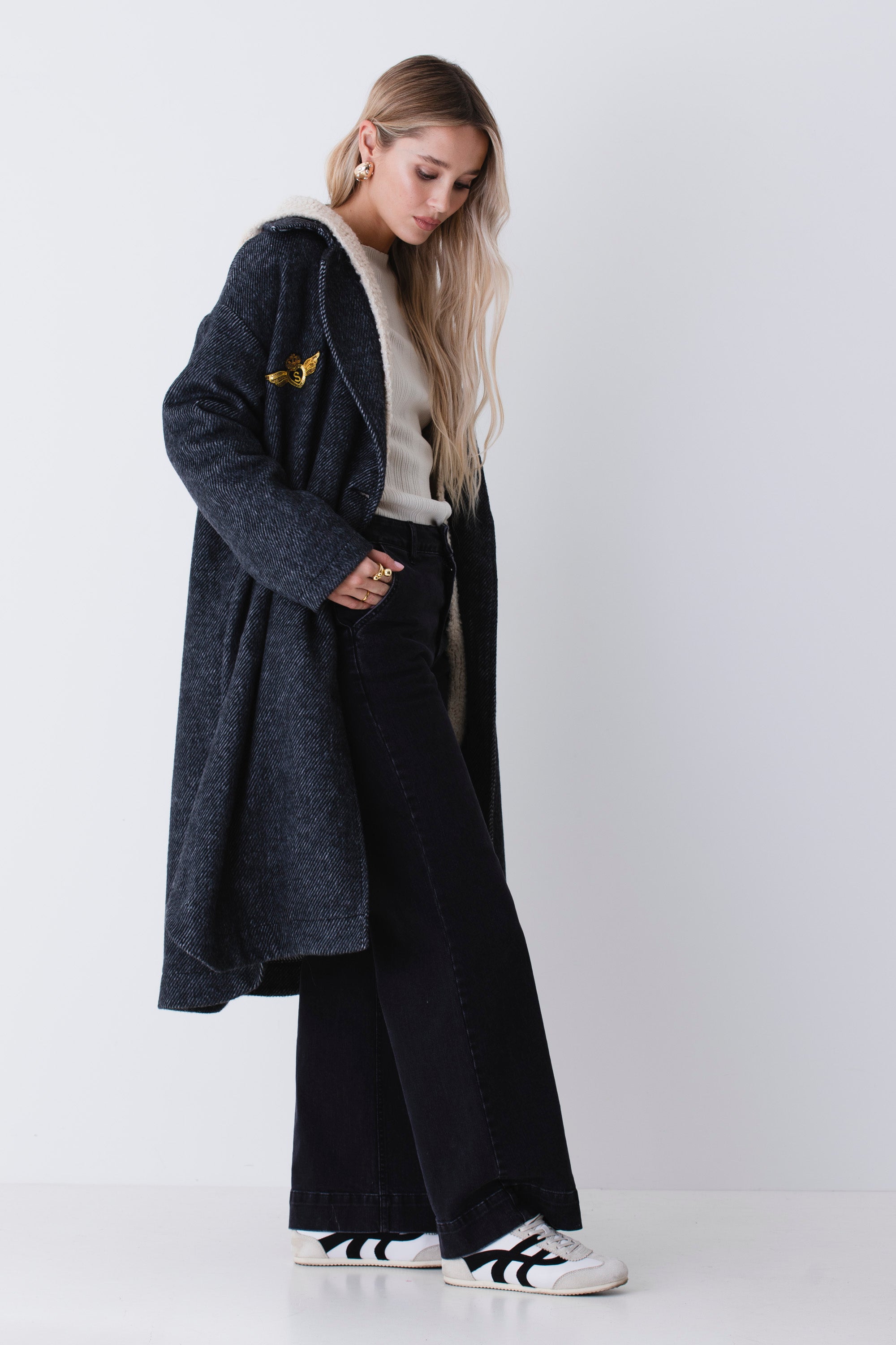 Cappotto over spinato con patch in misto lana - FW26