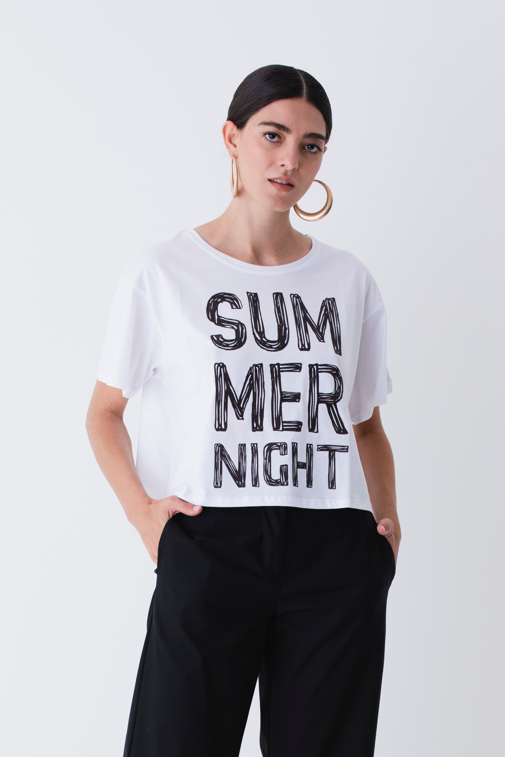 T-shirt boxy fit con scritta in rilievo - PE25
