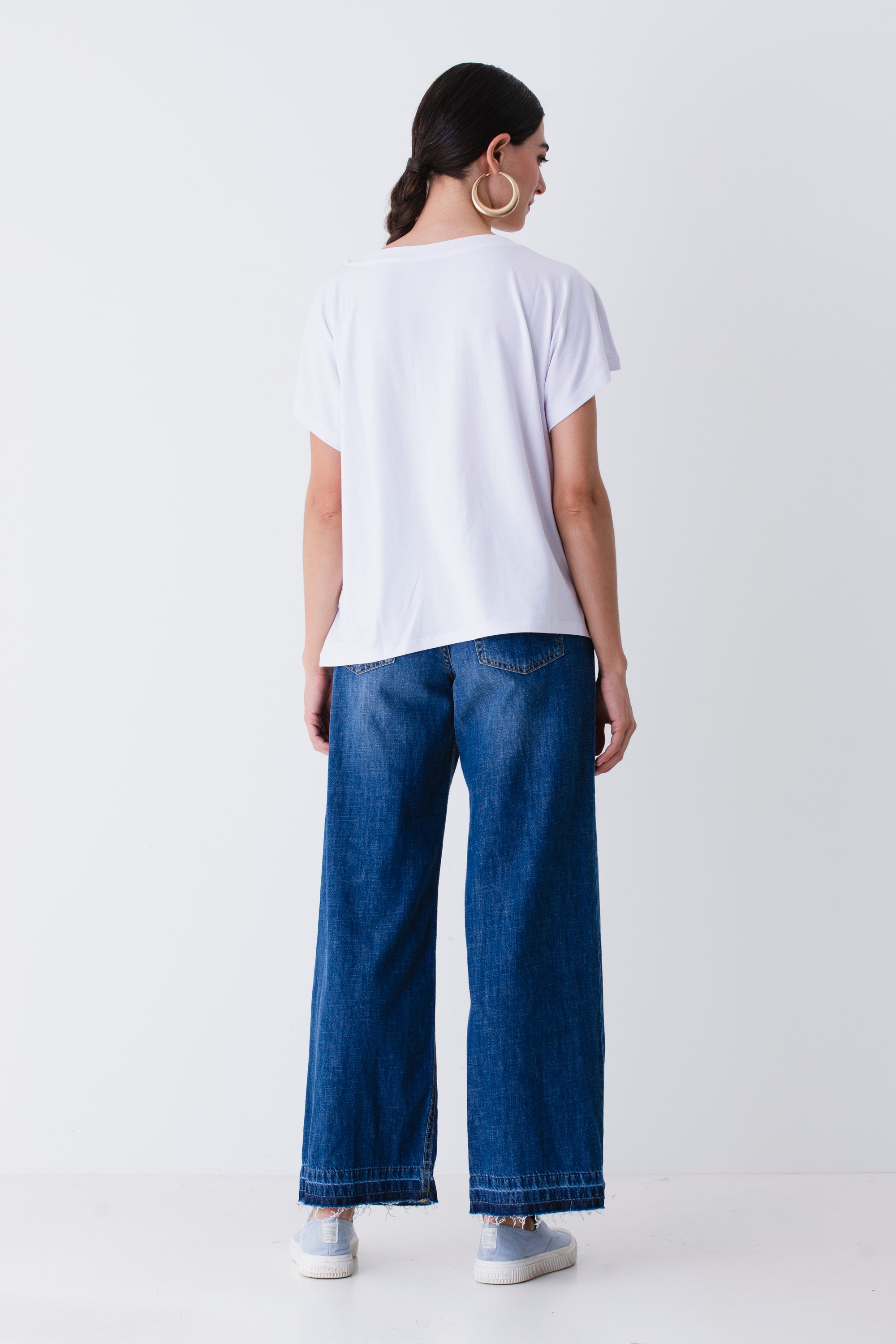 T-shirt over in viscosa con strass - PE25