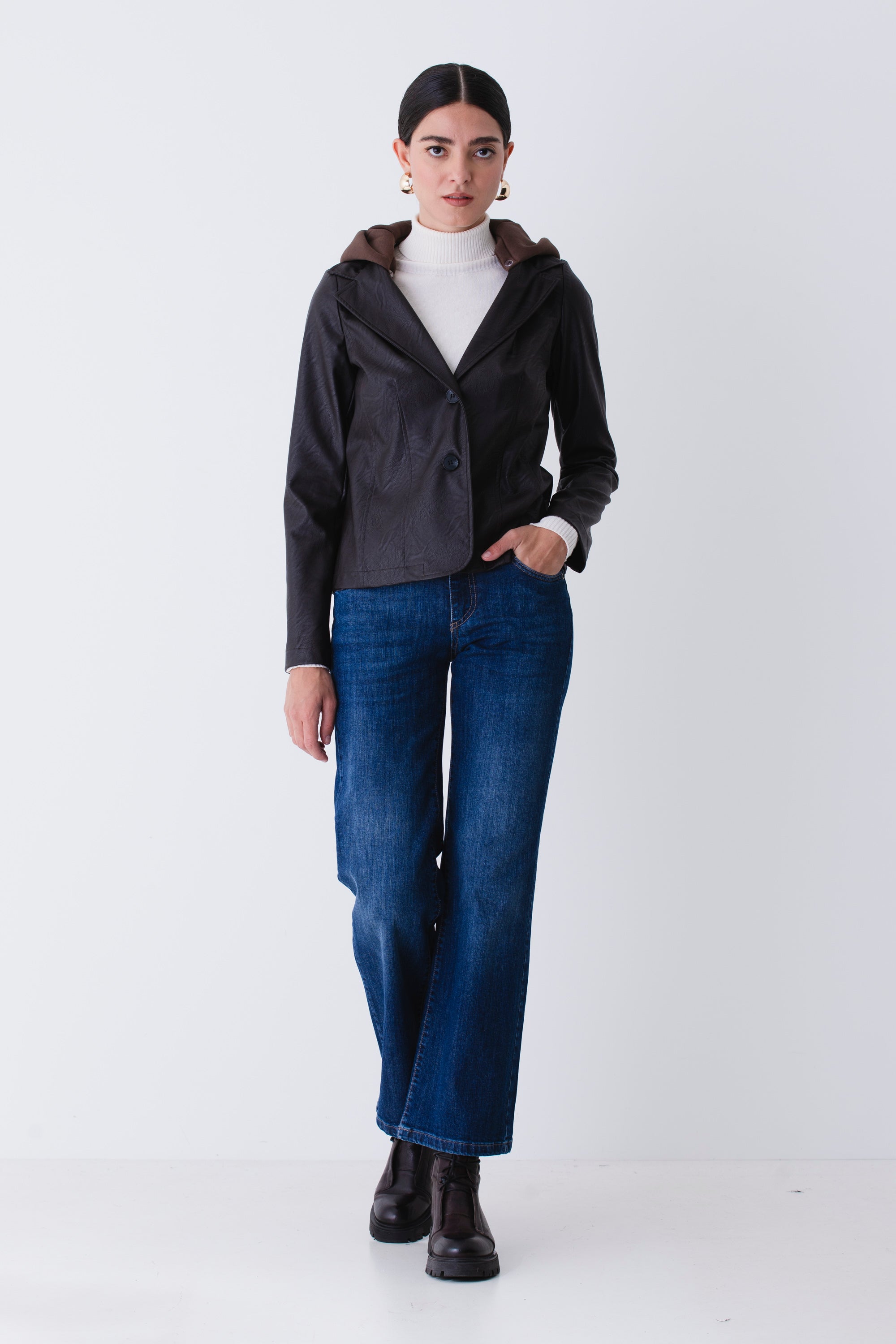 Giacca in similpelle con cappuccio in felpa - FW26