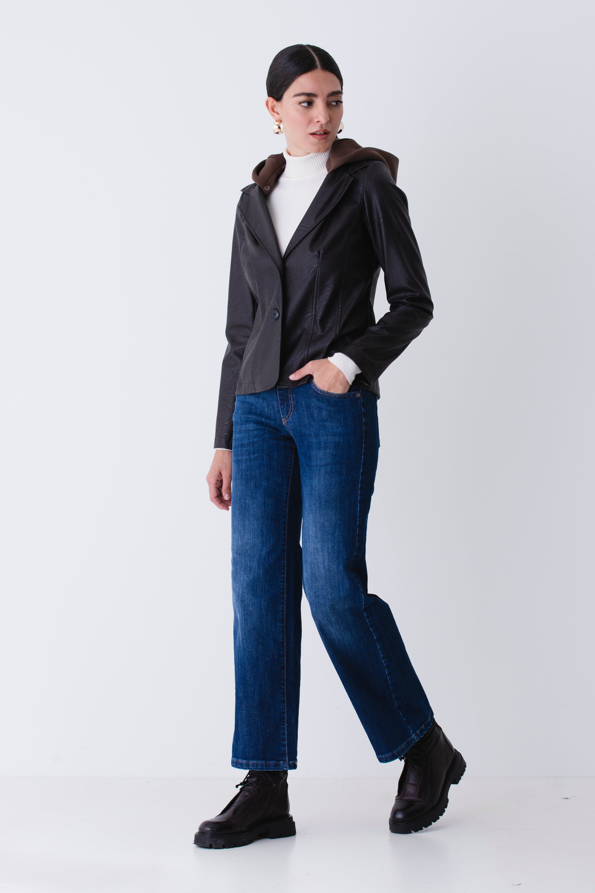 Giacca in similpelle con cappuccio in felpa - FW26