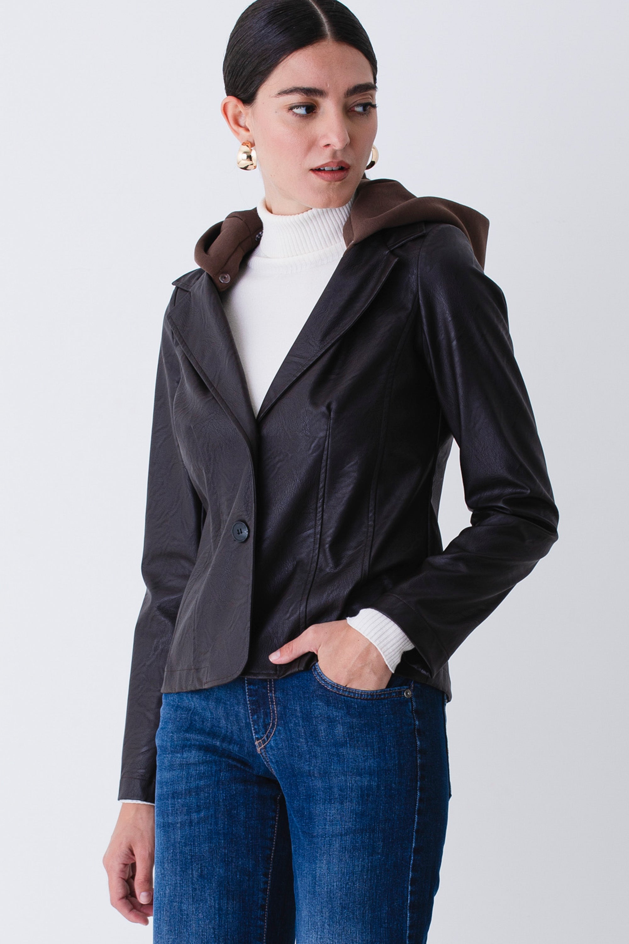 Giacca in similpelle con cappuccio in felpa - FW26
