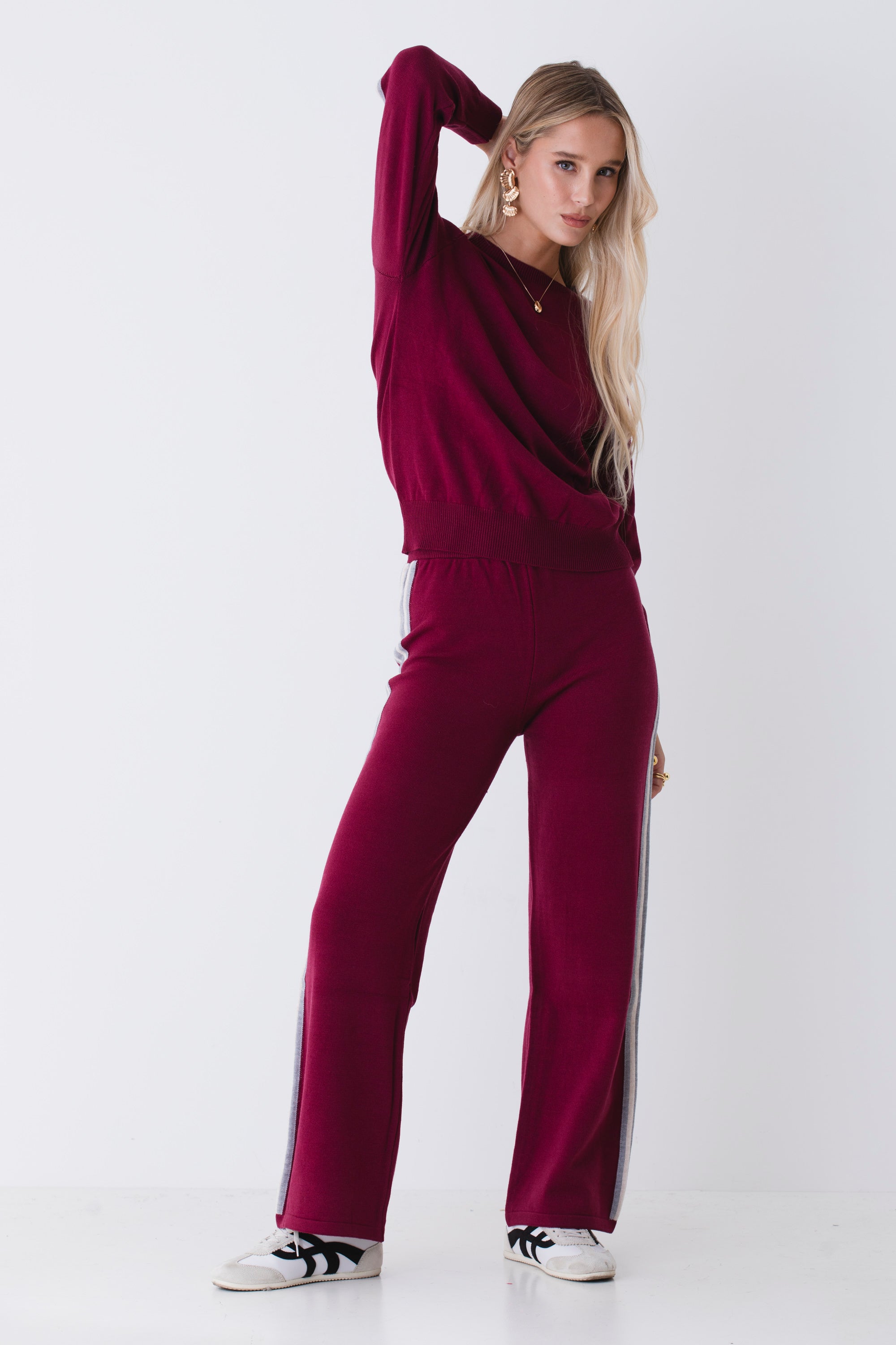 Pantalone a palazzo in maglia con bande a contrasto - FW26