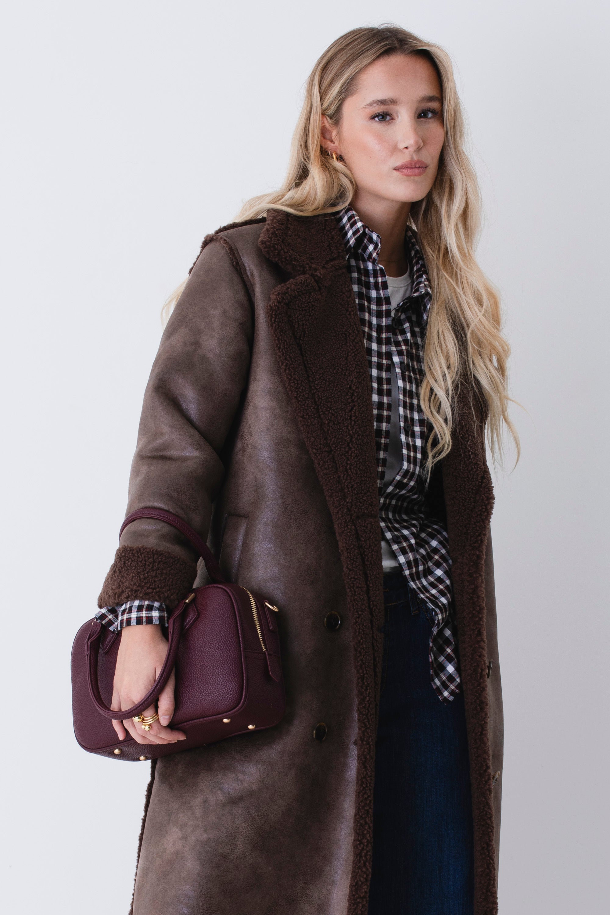 Cappotto lungo doppio petto in tessuto effetto montone - FW26