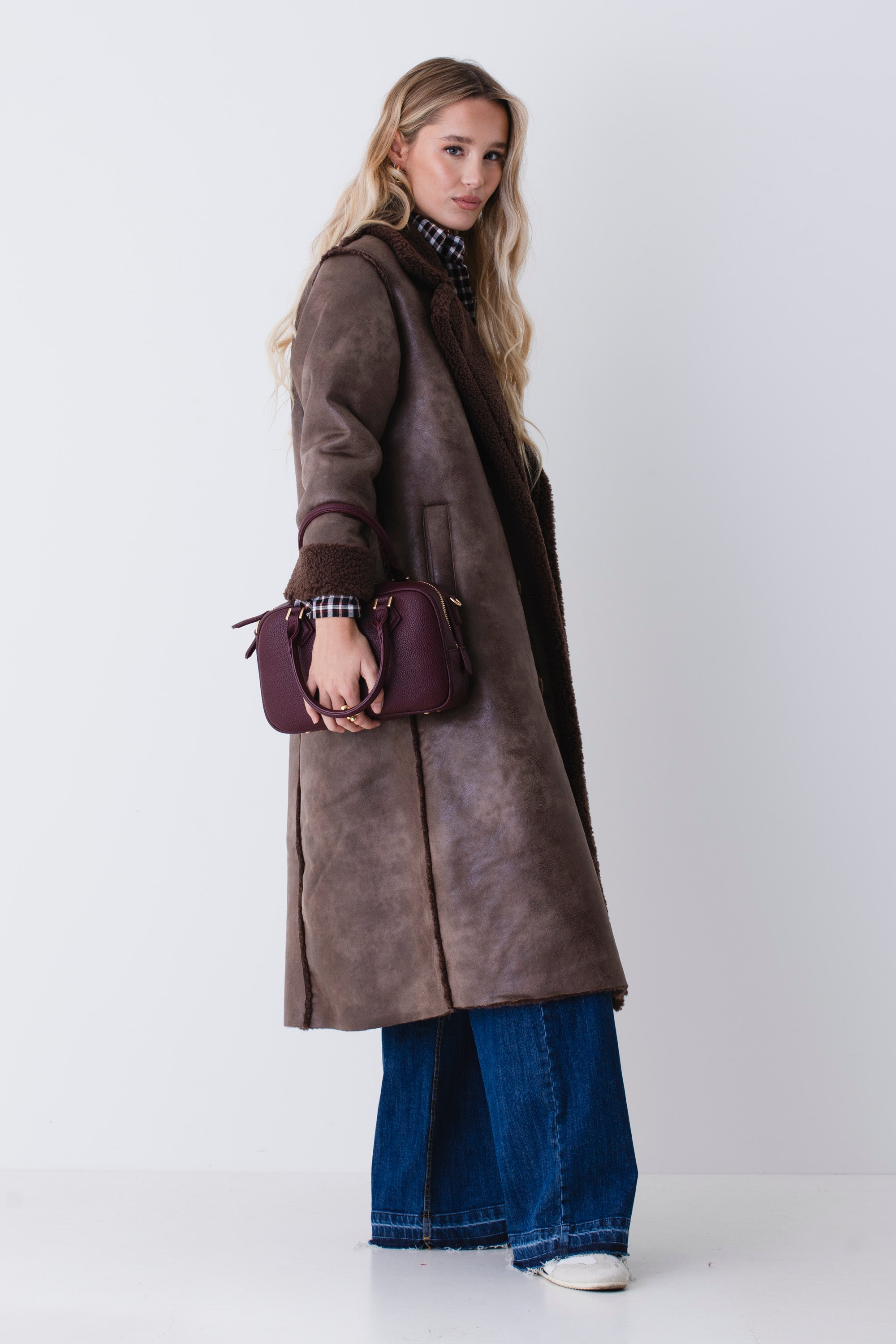 Cappotto lungo doppio petto in tessuto effetto montone - FW26
