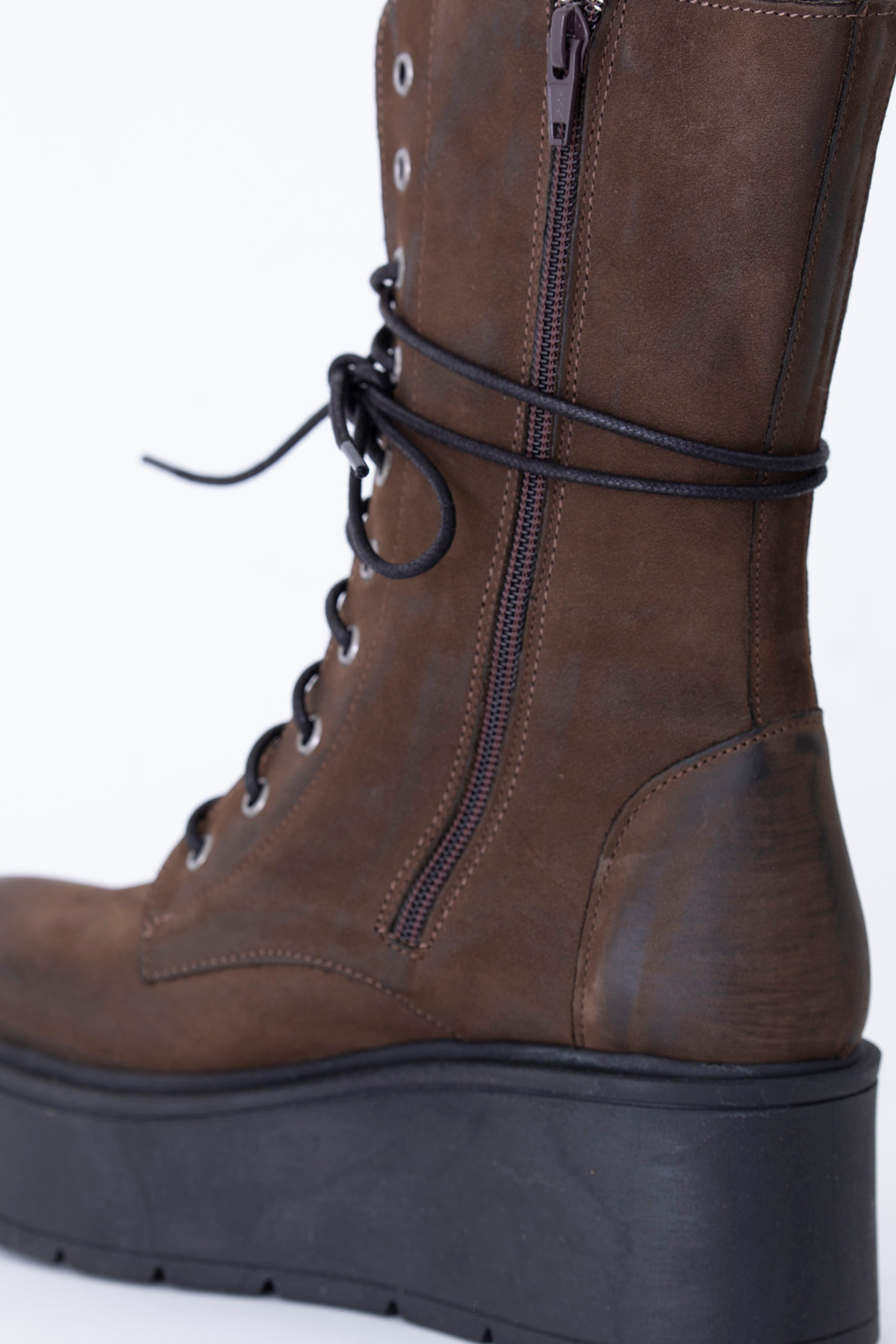 Stivale con risvolto in pelle - FW26