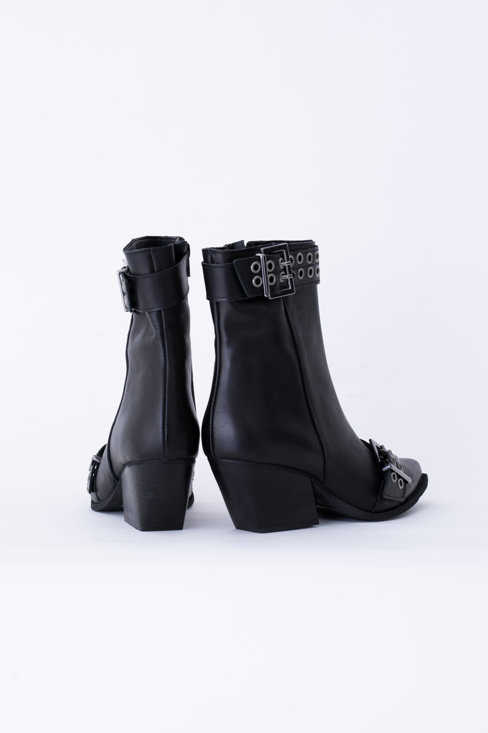 Stivaletto texano con fibbie - FW26