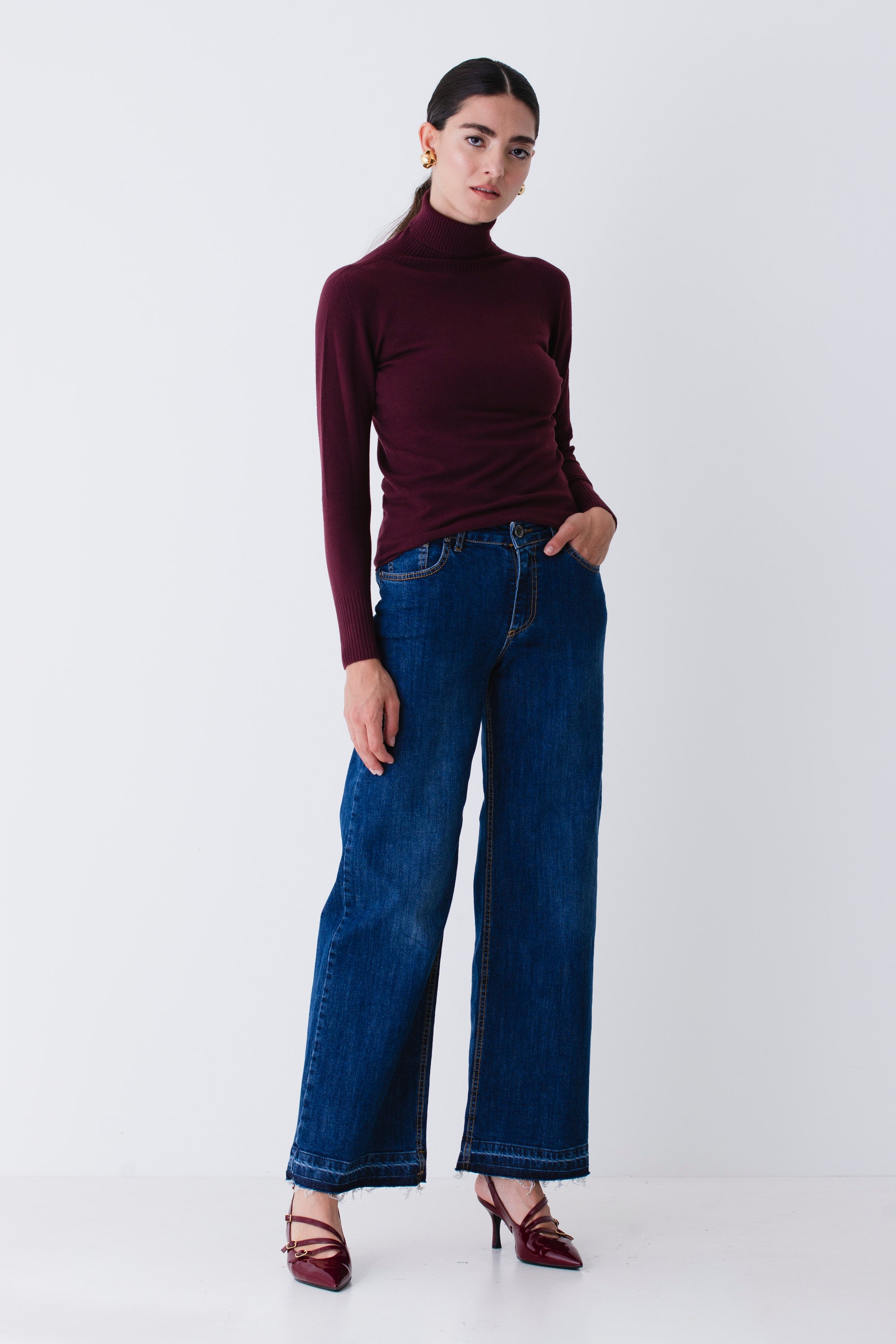 Jeans wide leg con orlo sfrangiato - FW26