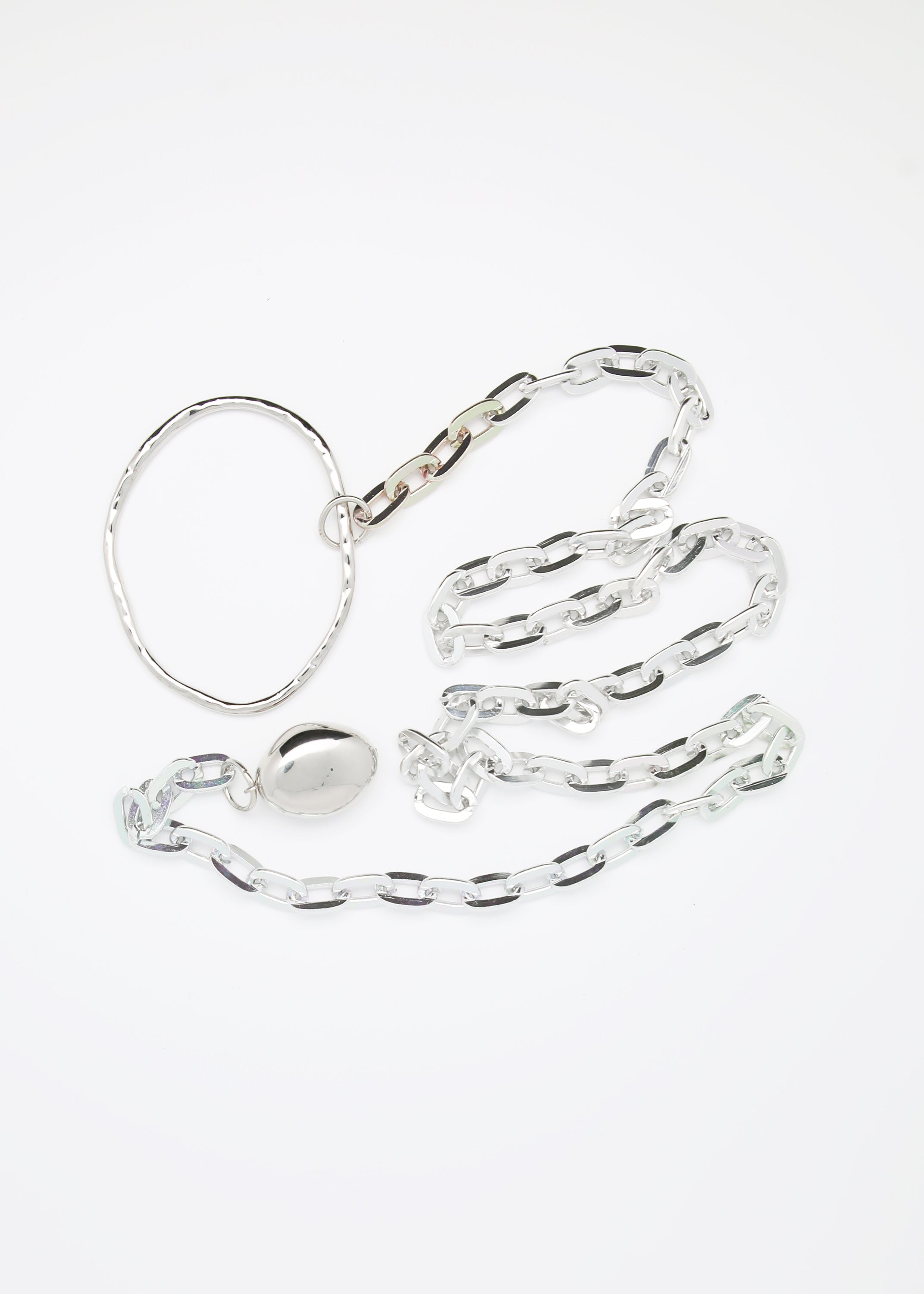 Collana lunga con passante e ciondolo - FW23