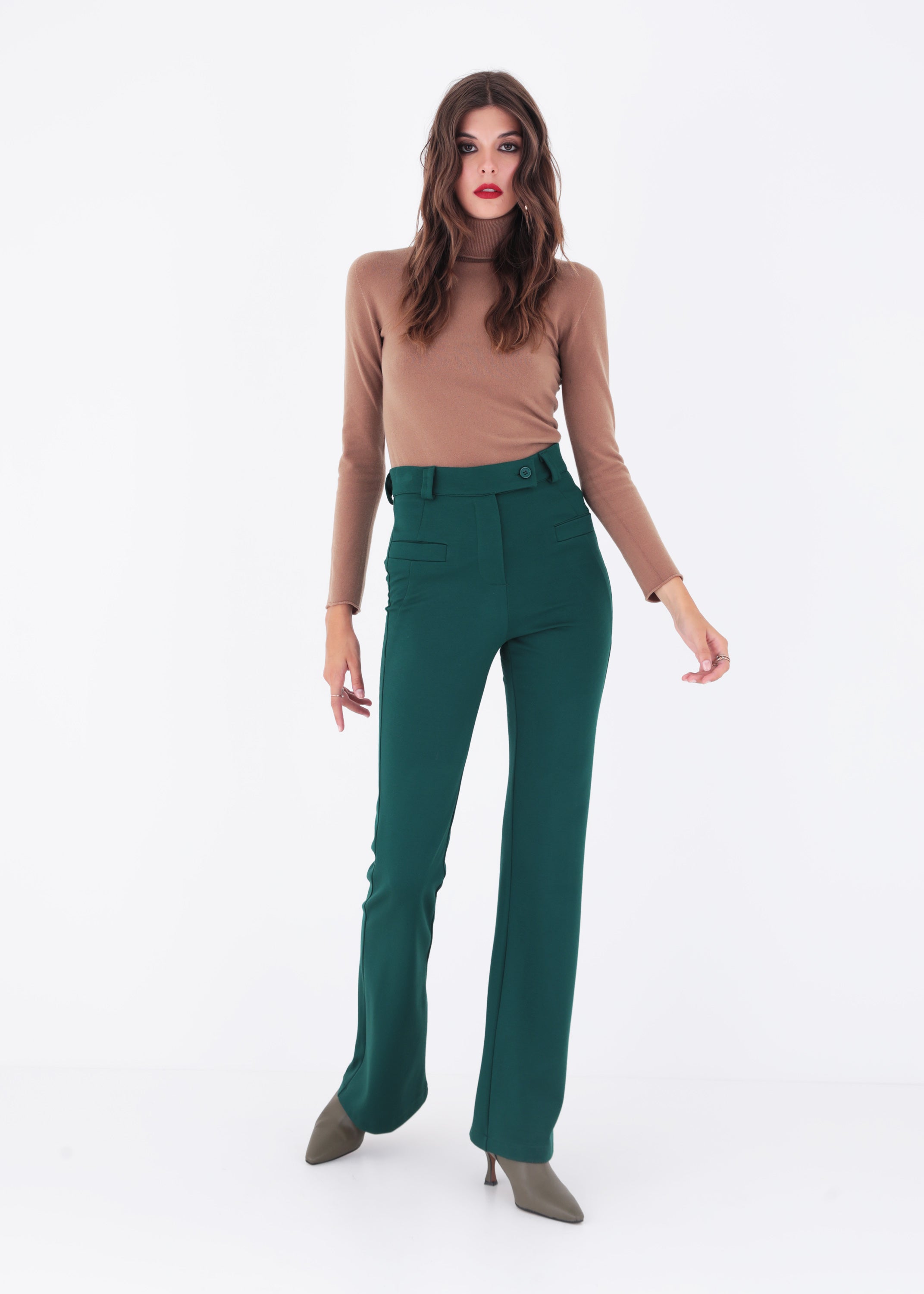 Pantalone a vita alta a zampa in punto milano - FW23