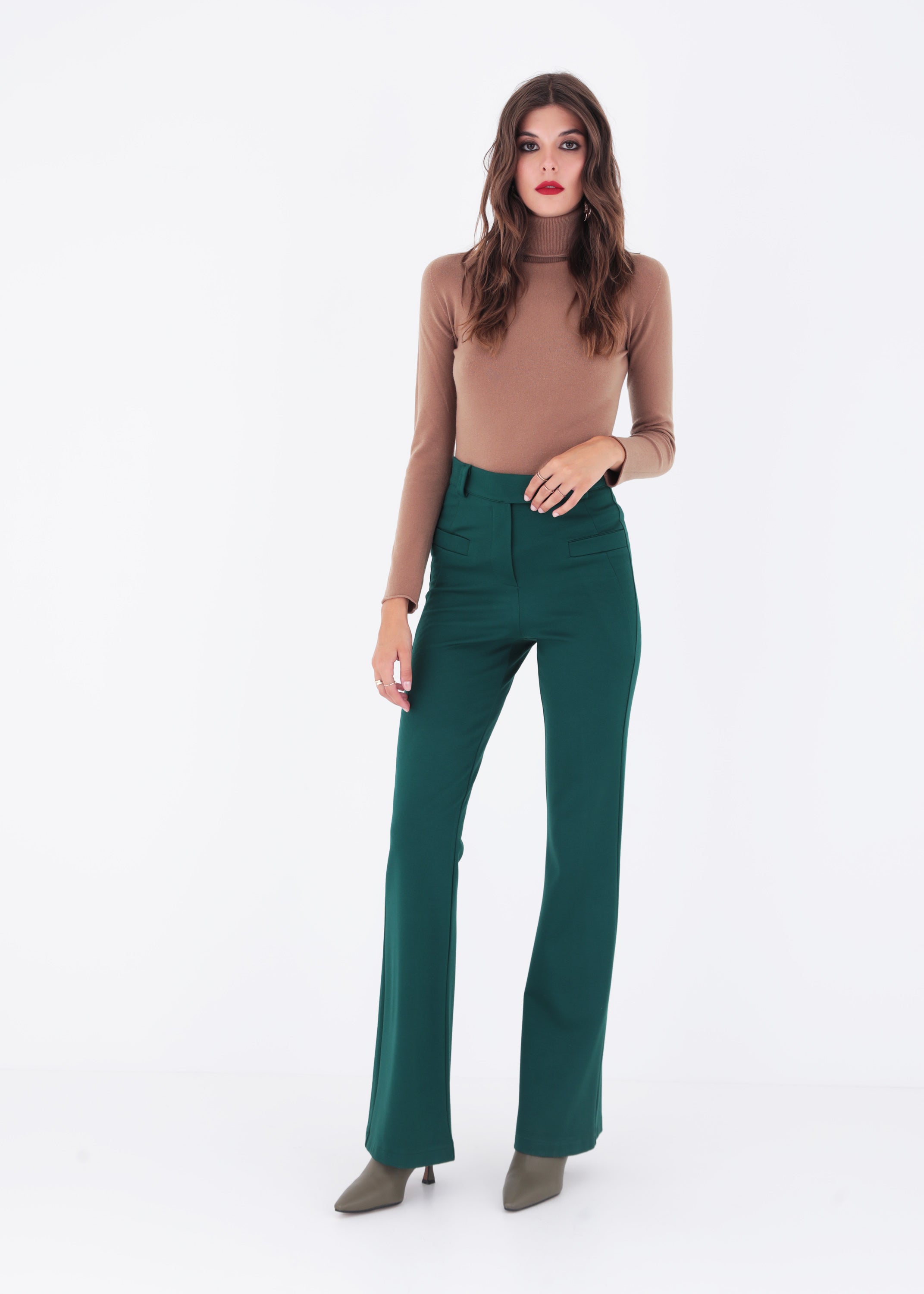 Pantalone a vita alta a zampa in punto milano - FW23