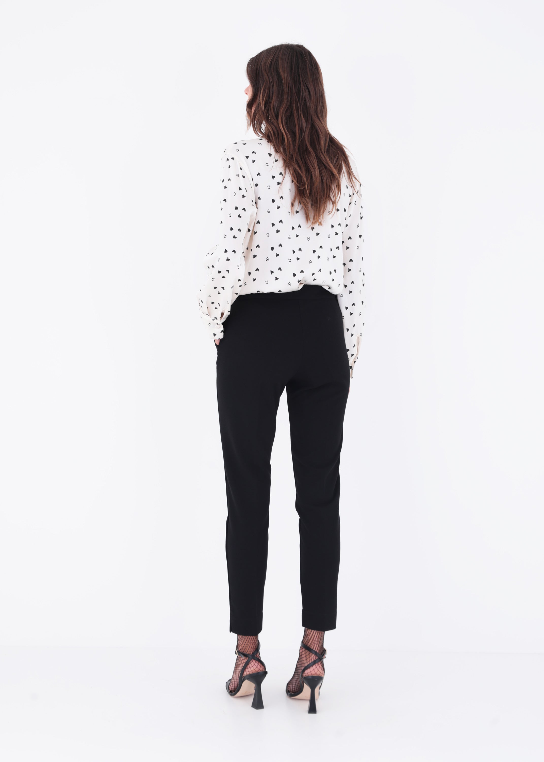 Camicia fantasia cuoricini in raso di viscosa - FW23
