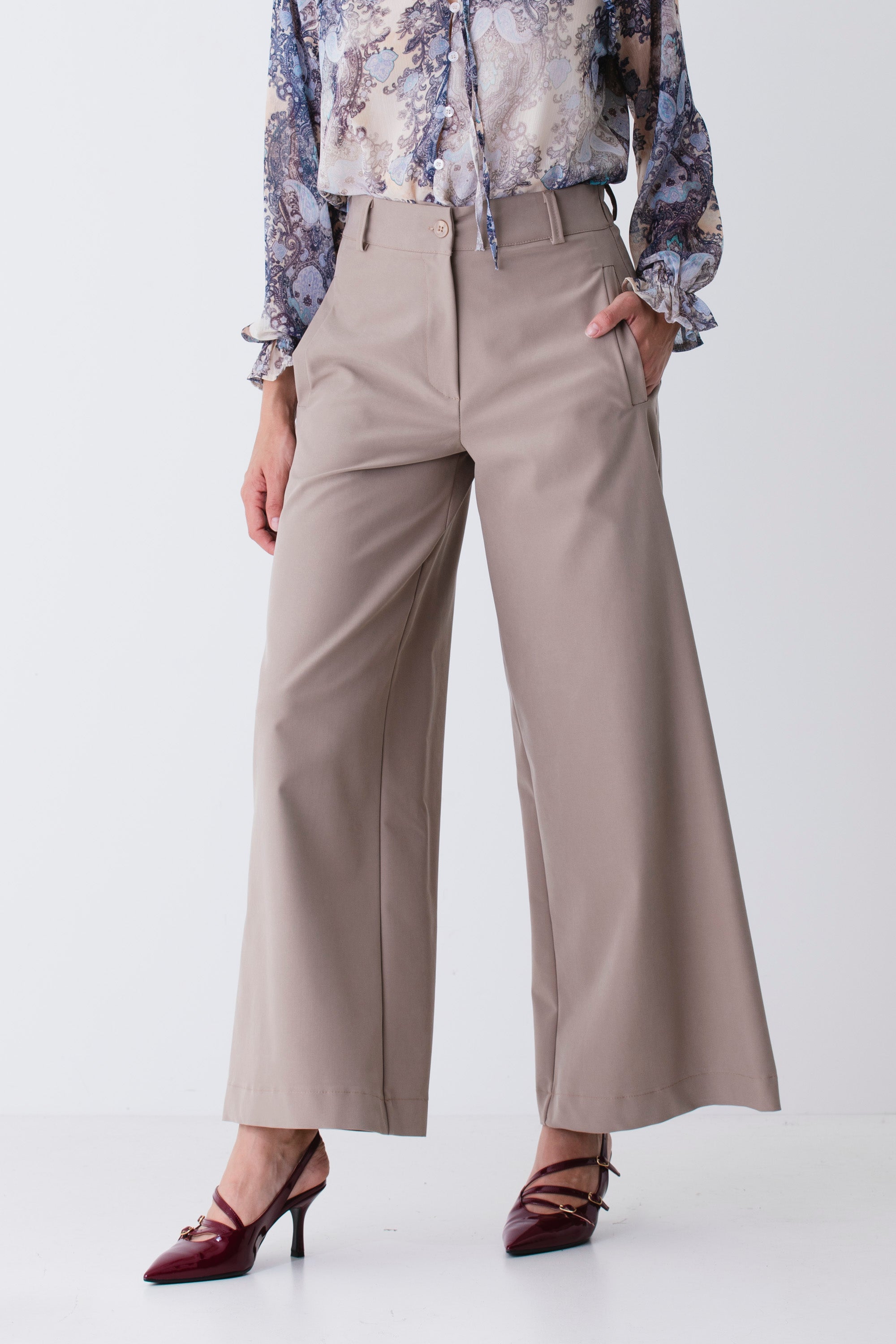 Pantalone palazzo ampio in tessuto elasticizzato - FW26