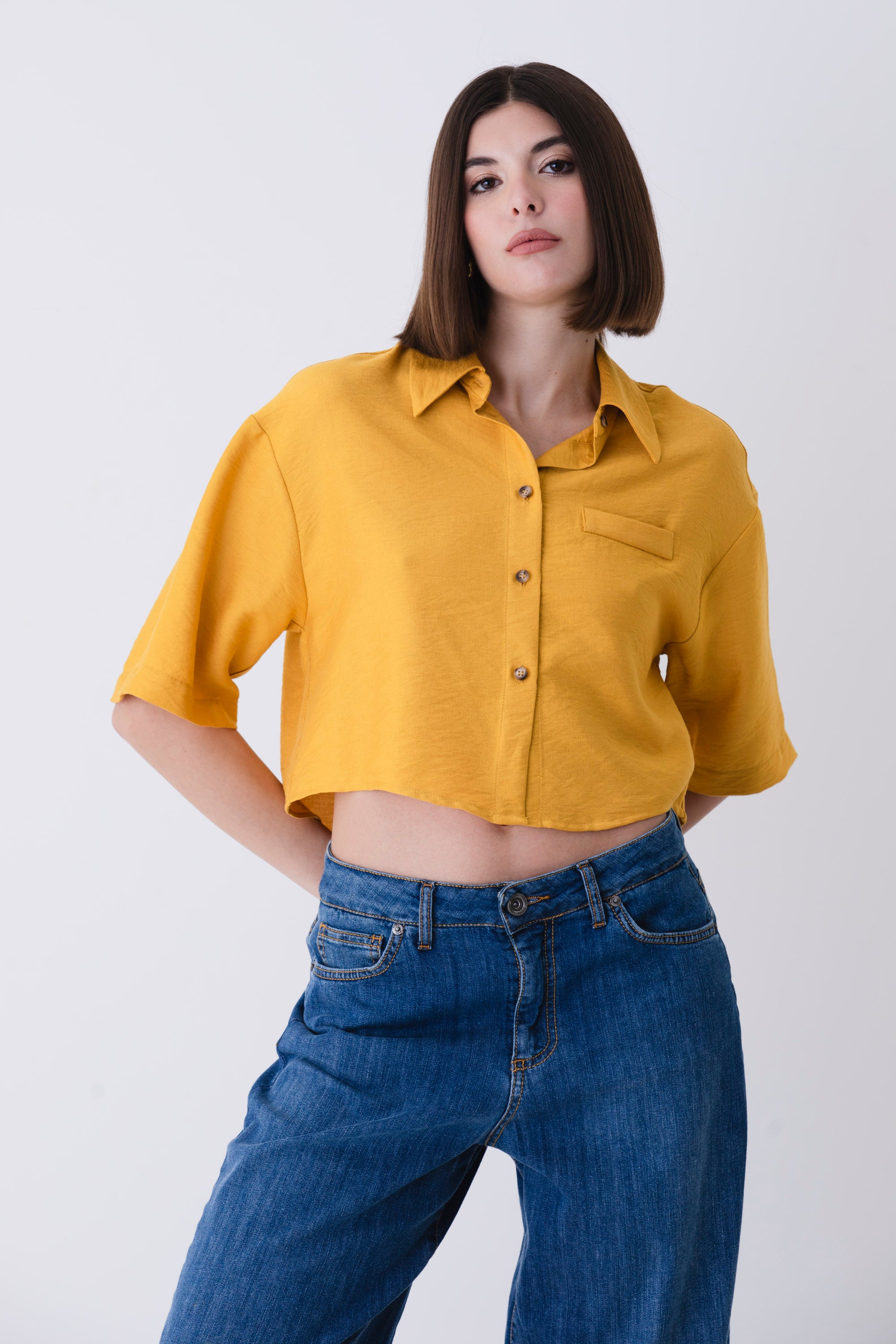Camicia crop in viscosa effetto mosso - PE25
