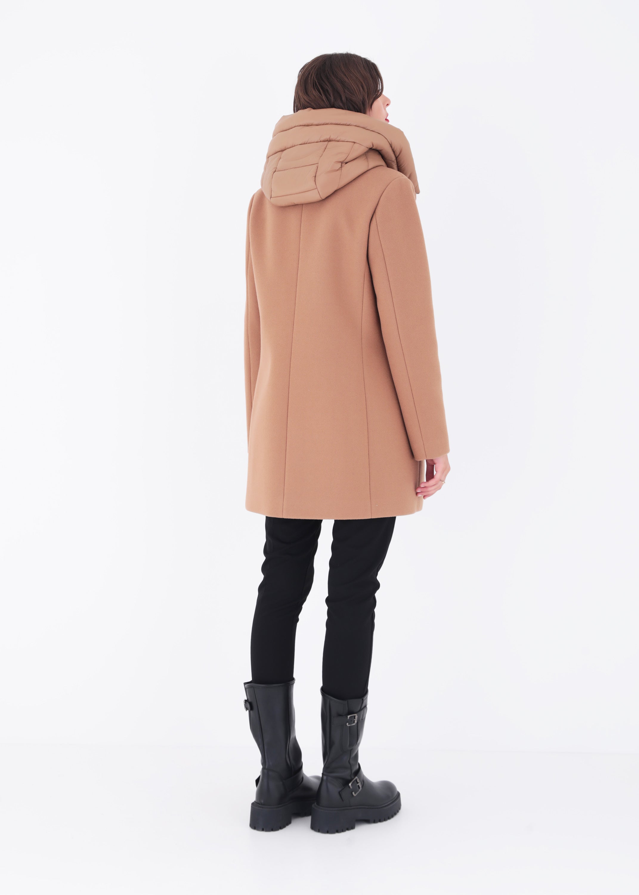 Cappotto imbottito con cappuccio - FW23
