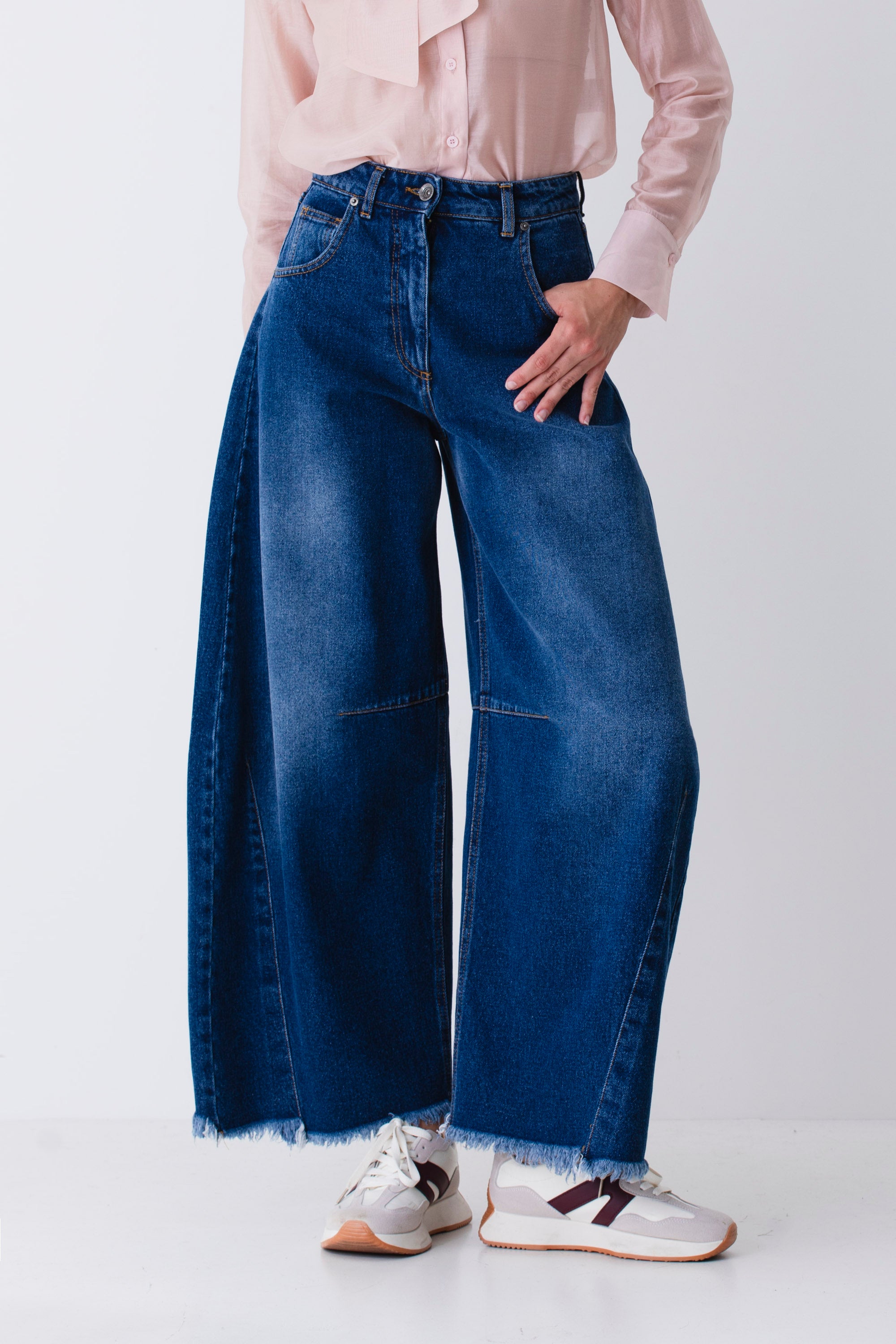 Jeans banana con cuciture - FW26