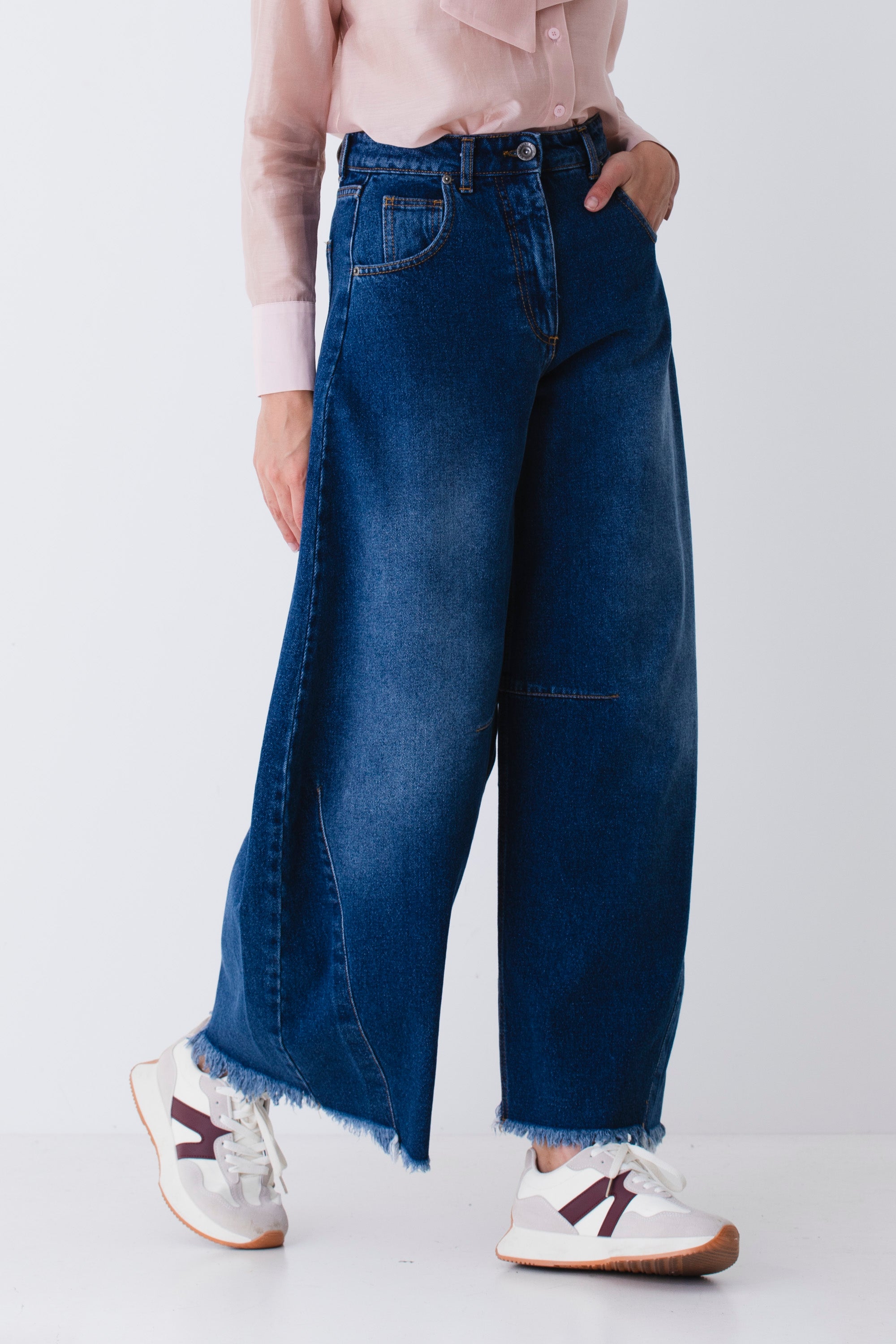 Jeans banana con cuciture - FW26