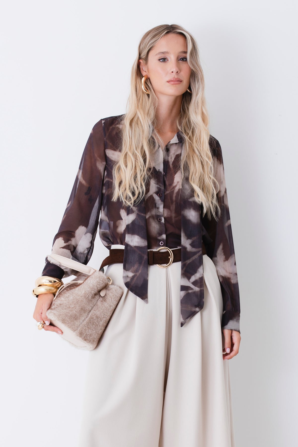 Camicia in georgette fantasia floreale sfumata con cravatta - FW27