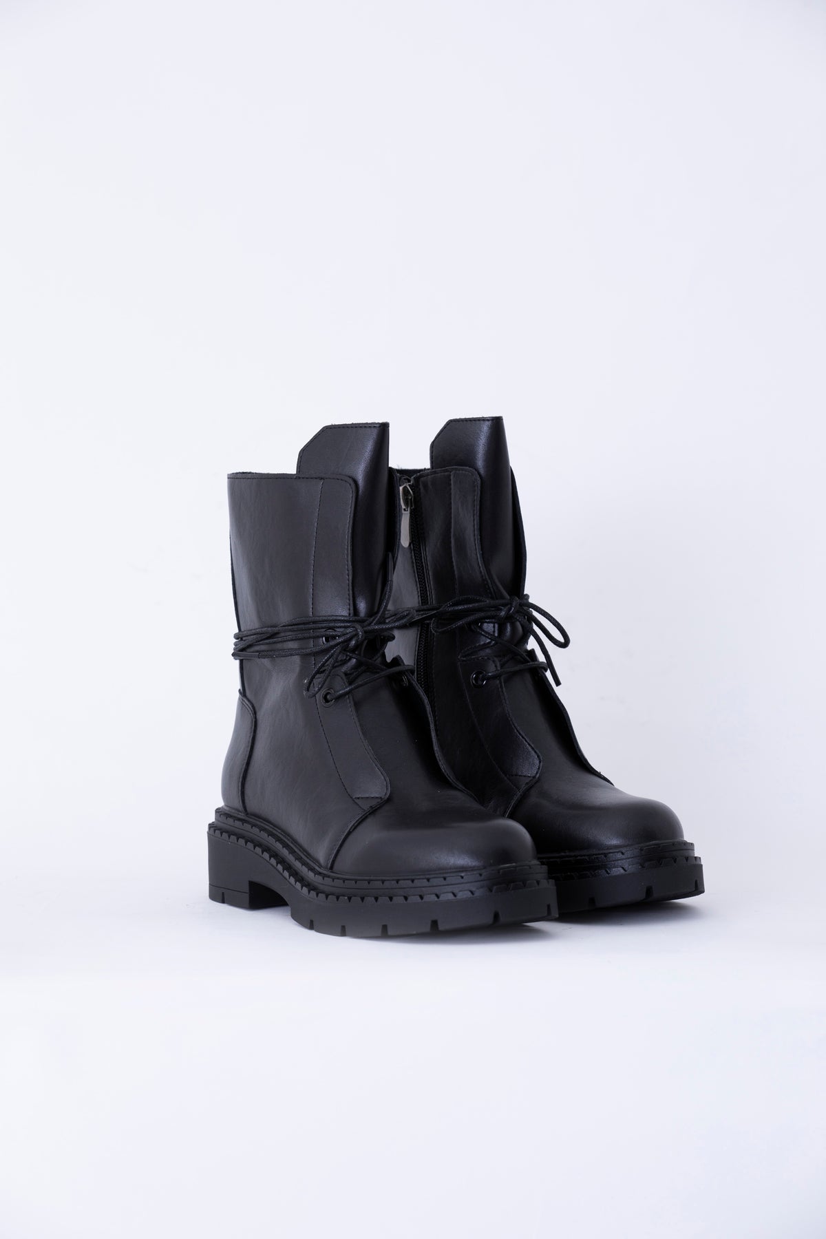 Anfibio con lacci in effetto pelle - FW27