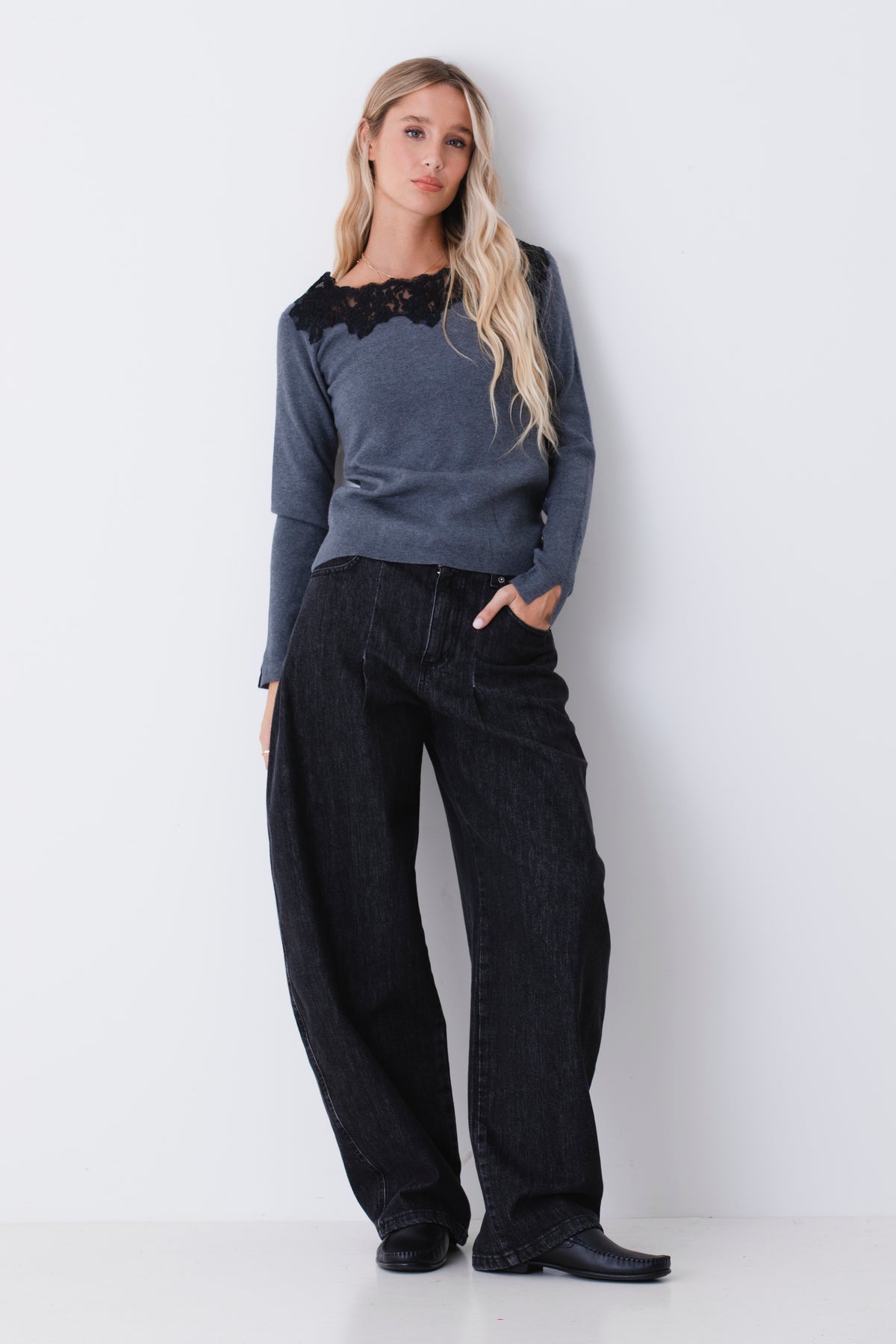 Maglia a costine con inserto in pizzo - FW27