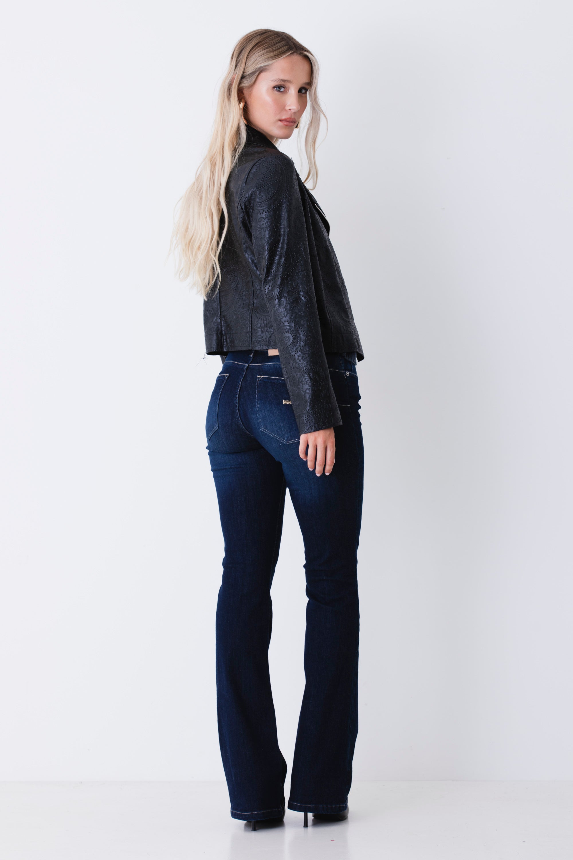 Chiodo in tessuto effetto pelle con texture paisley - FW27
