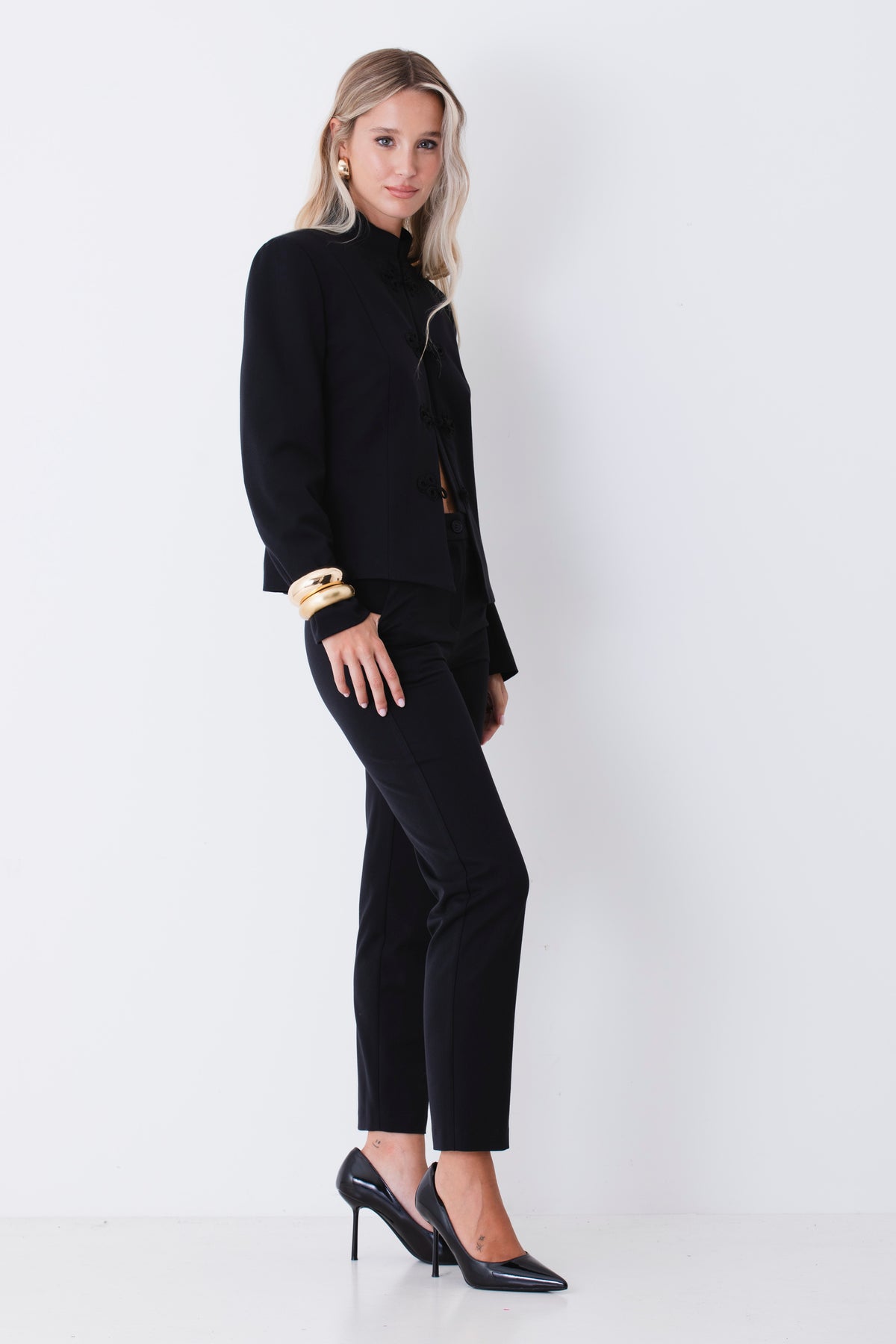 Giacca military chic con alamari in mano lana - FW27