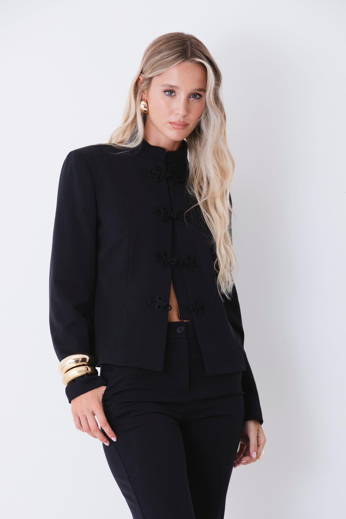 Giacca military chic con alamari in mano lana - FW27