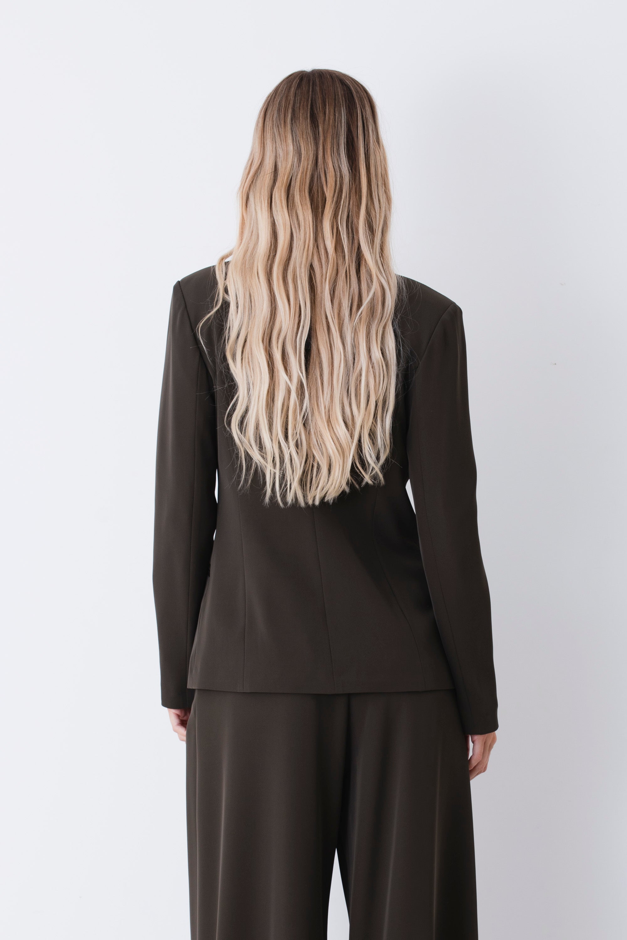 Giacca ad un petto con sciarpa in cady fluido - FW27